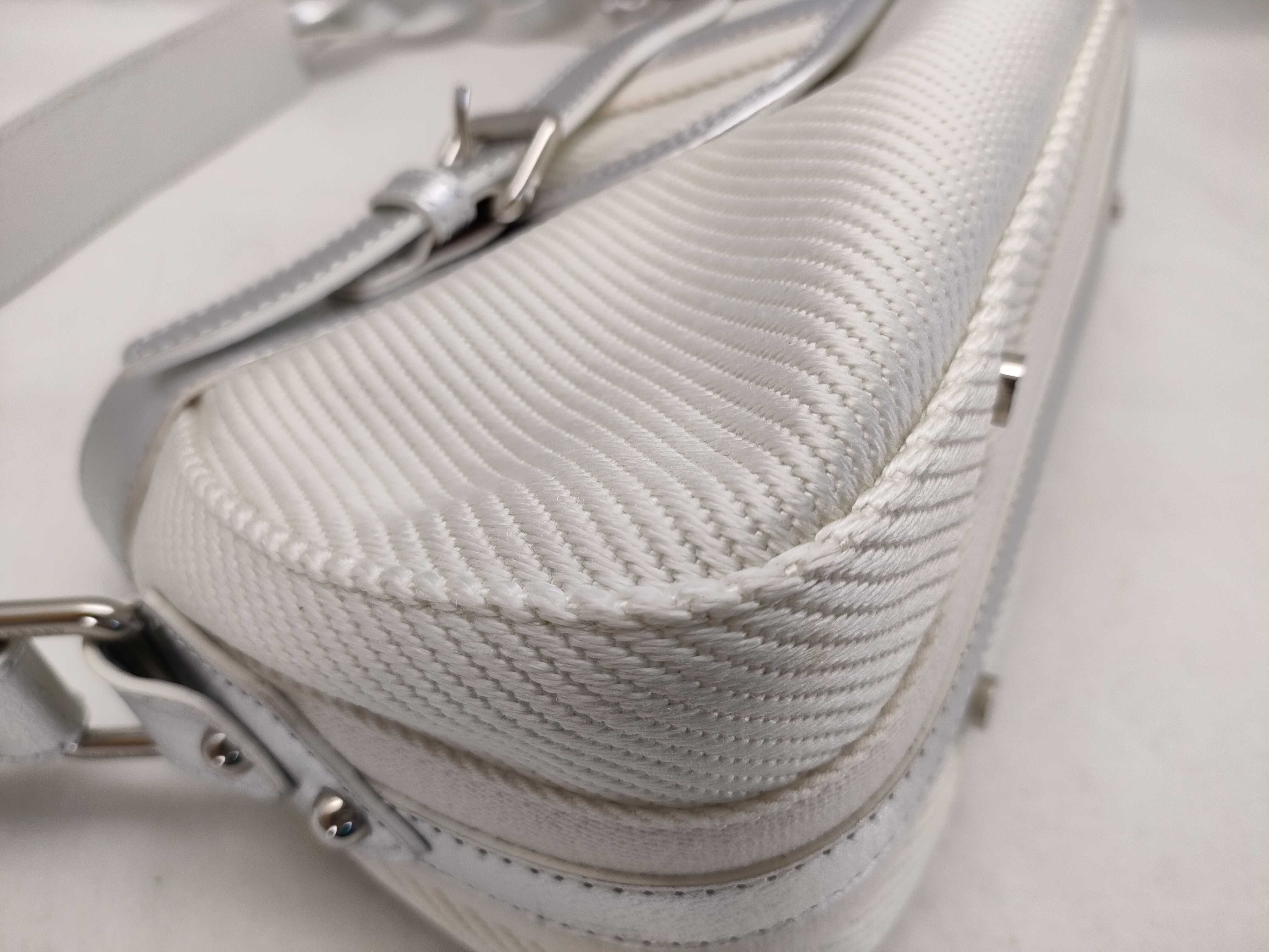 Blue Label Twill Braided Handle Metallic Silver One-Shoulder Bag — view 6