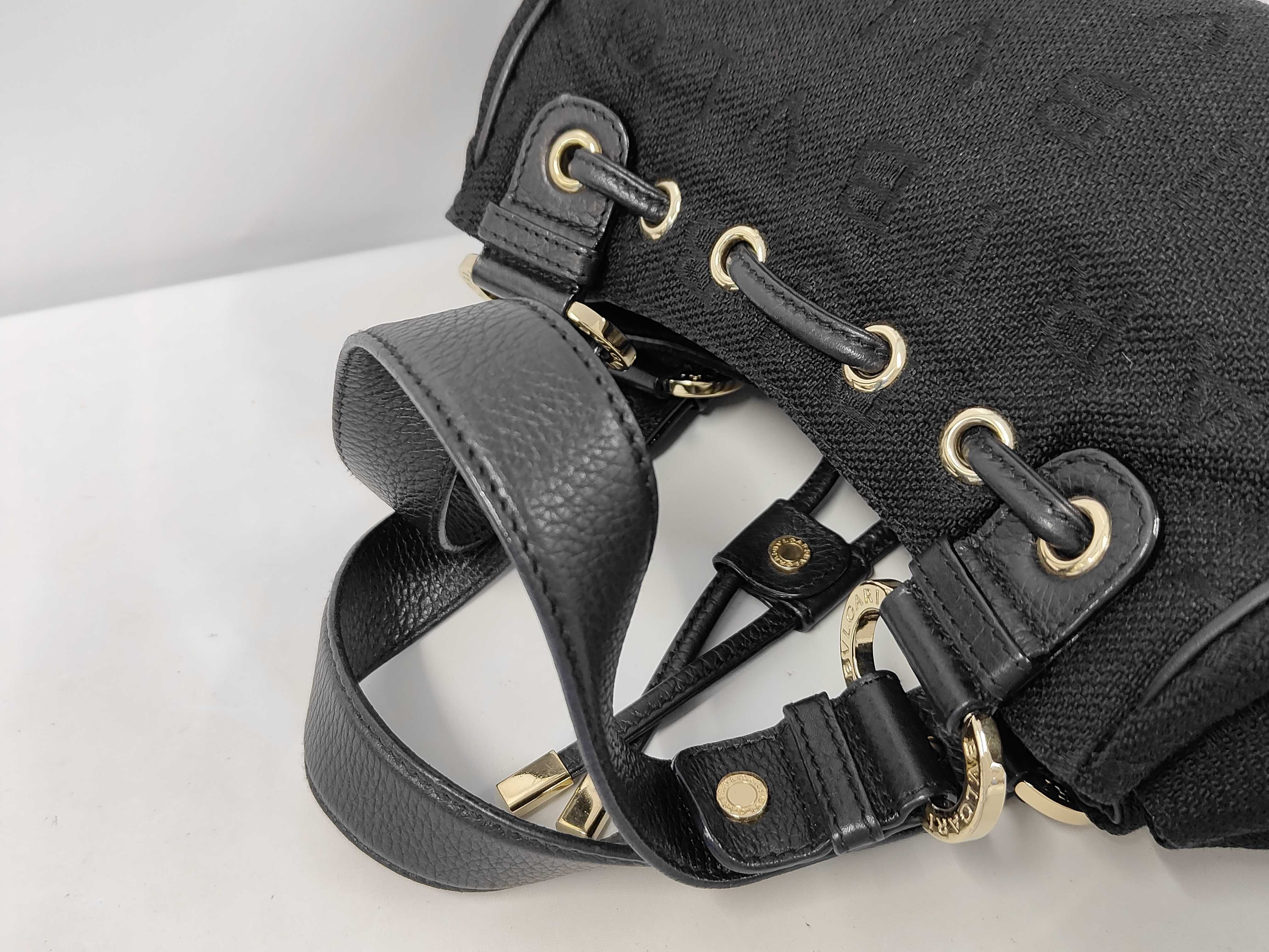 Bulgari Shoulder Bag Logomania Maxi Letter Black Handbag — view 5