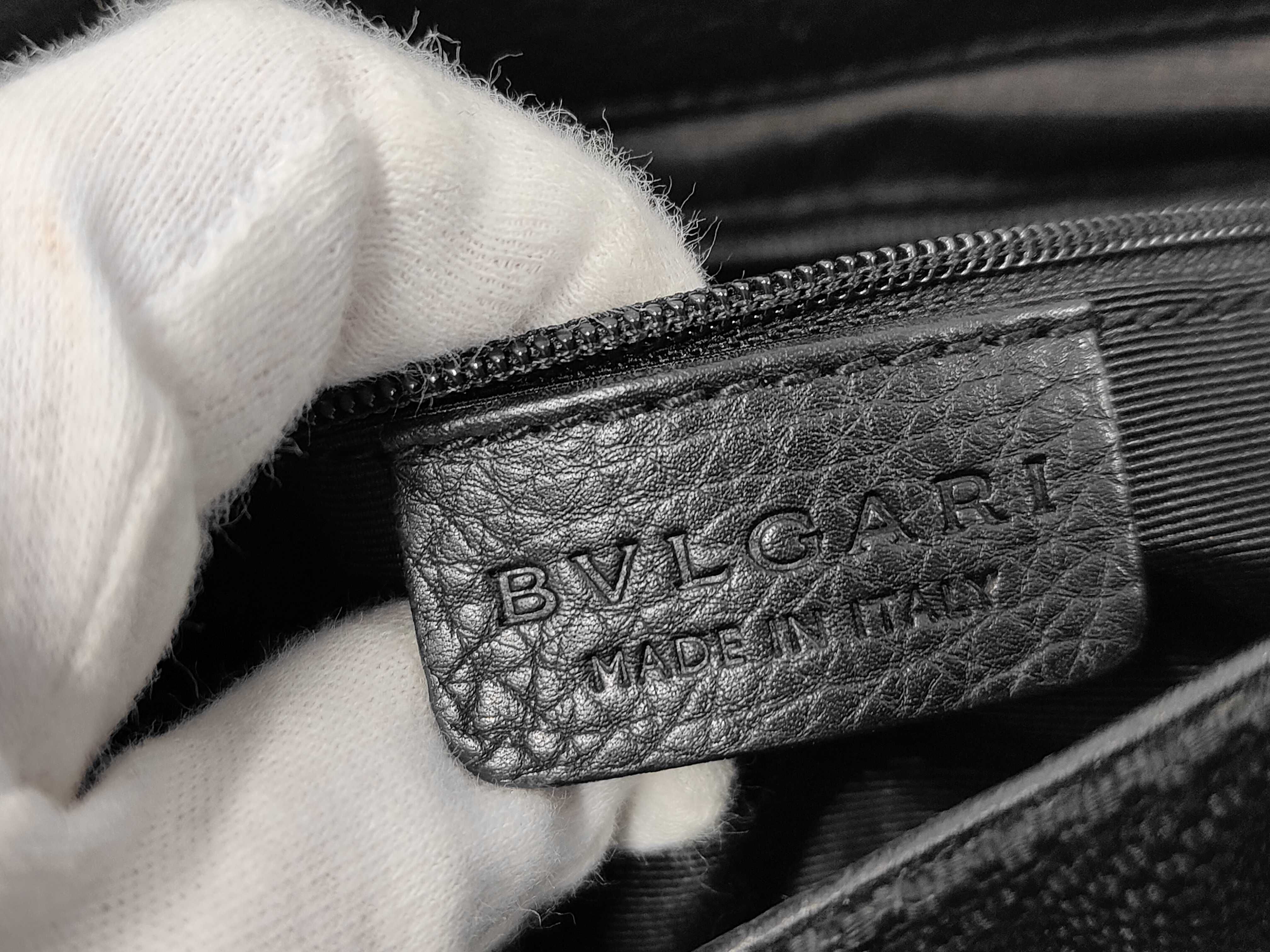 Bulgari Shoulder Bag Logomania Maxi Letter Black Handbag — view 9