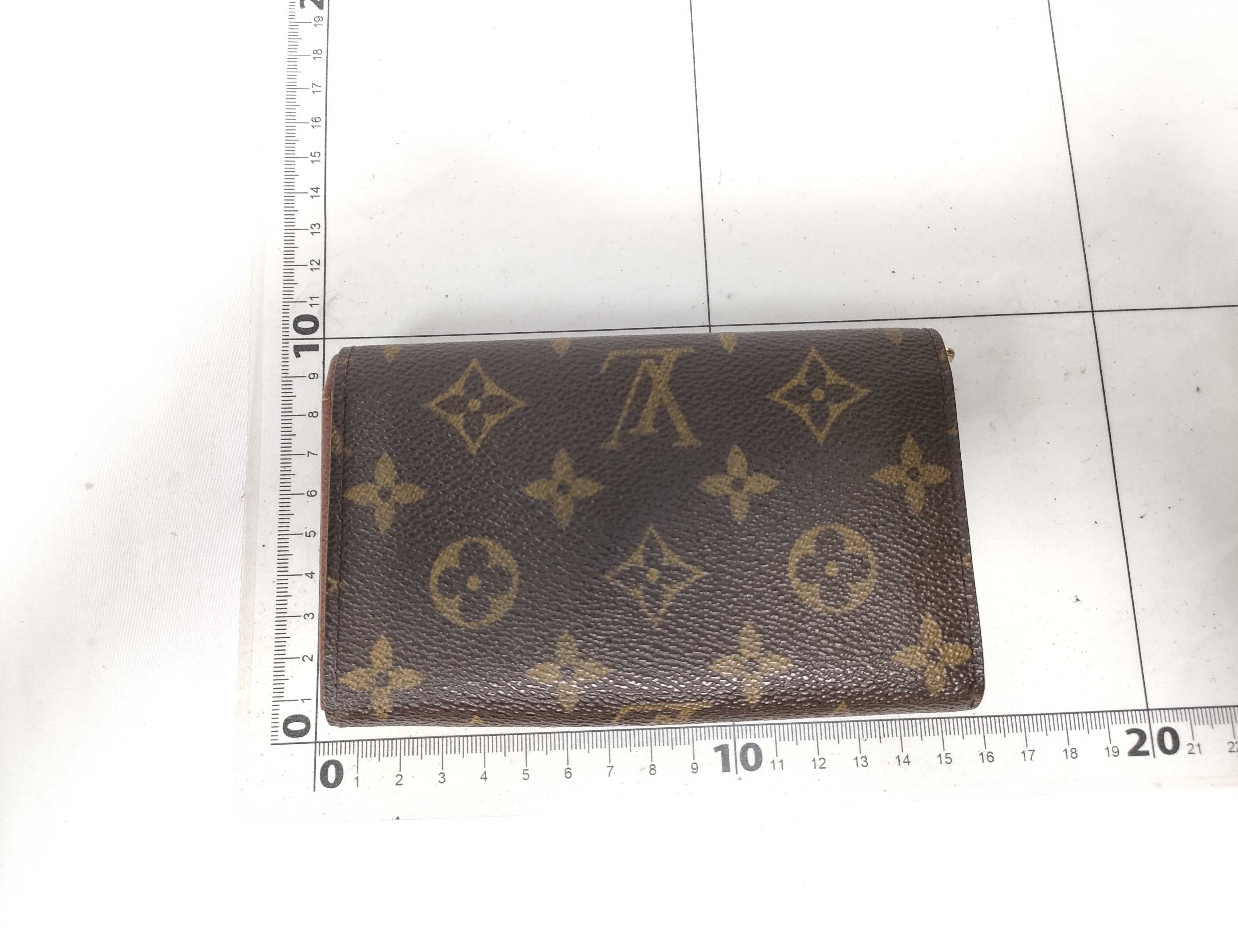 Monogram LV Monogram Wallet — view 2