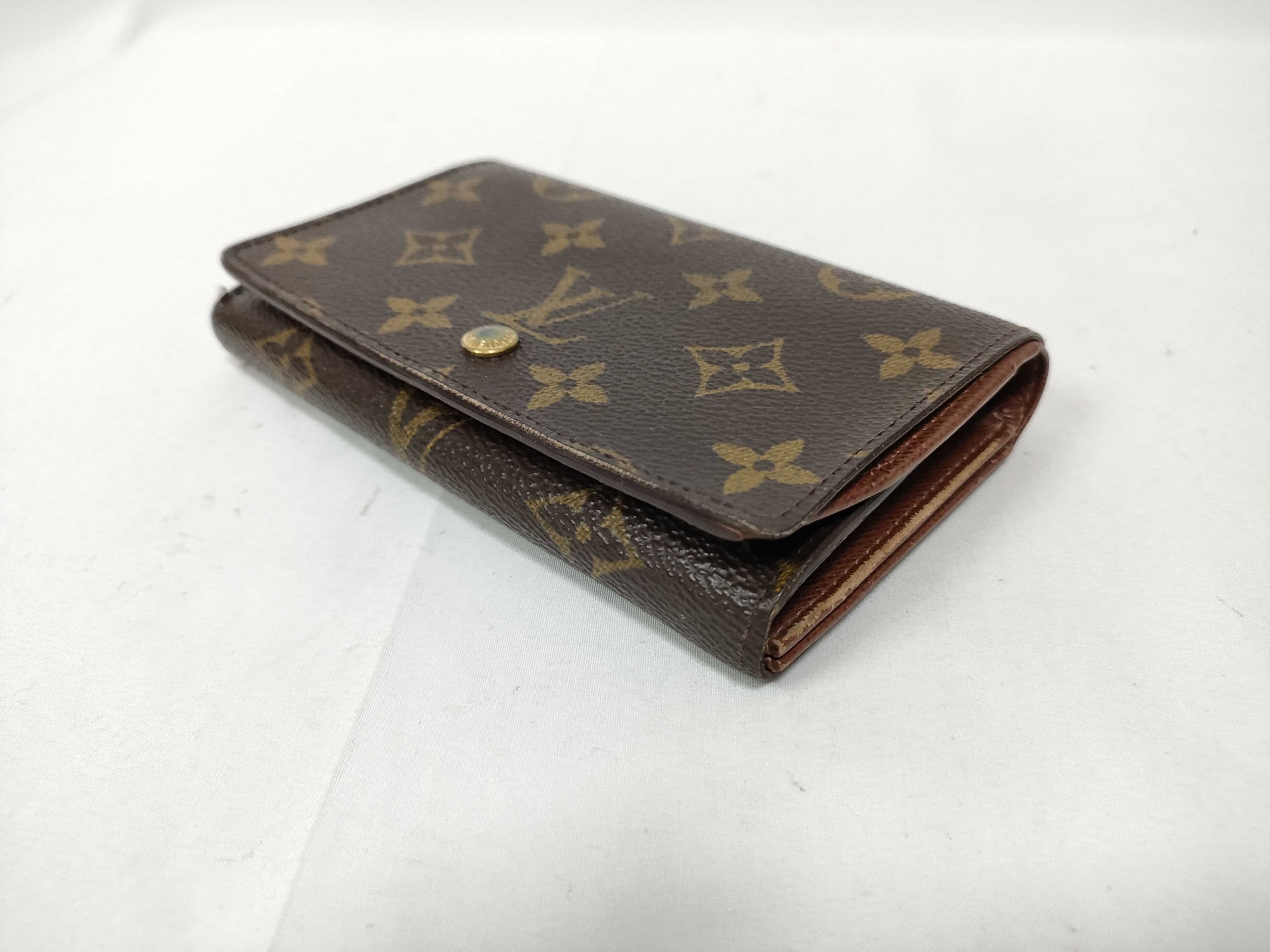Monogram LV Monogram Wallet — view 3
