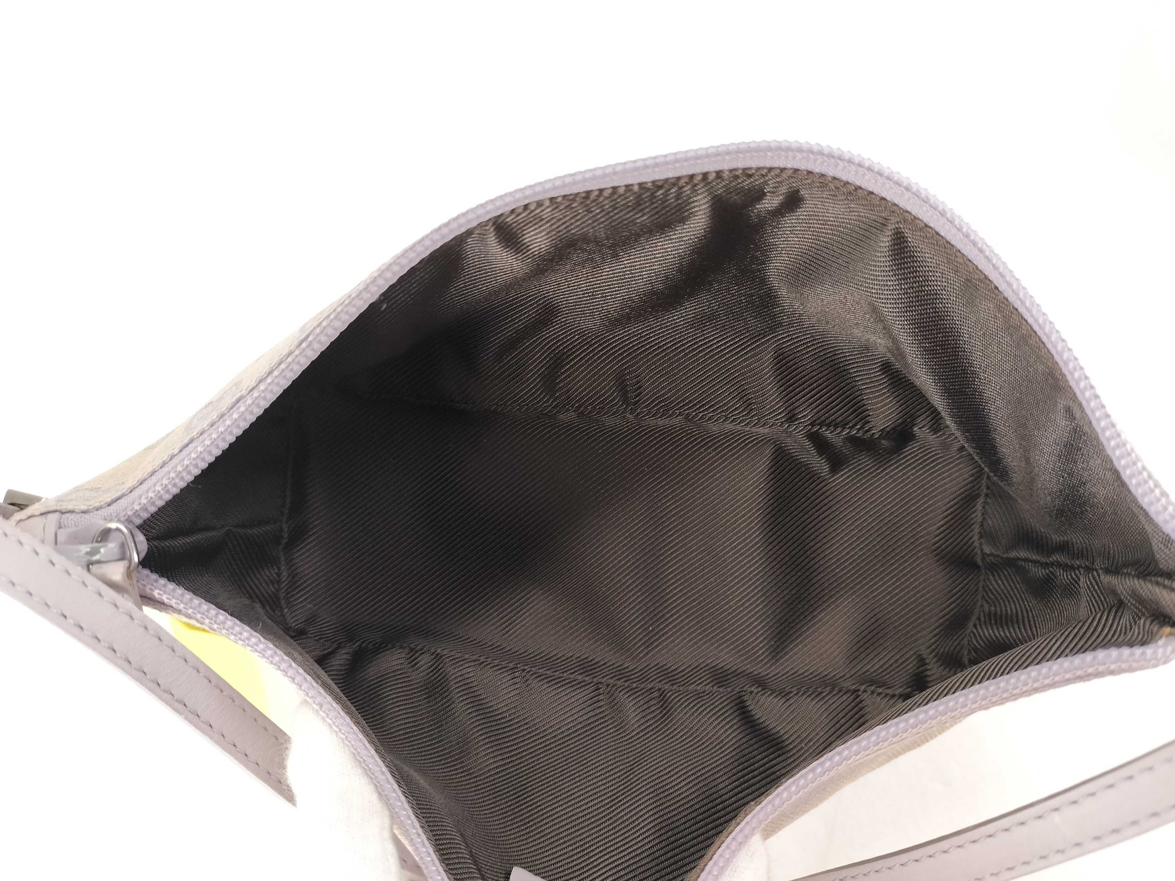 GG Canvas 07198 One-Shoulder Pouch — view 11