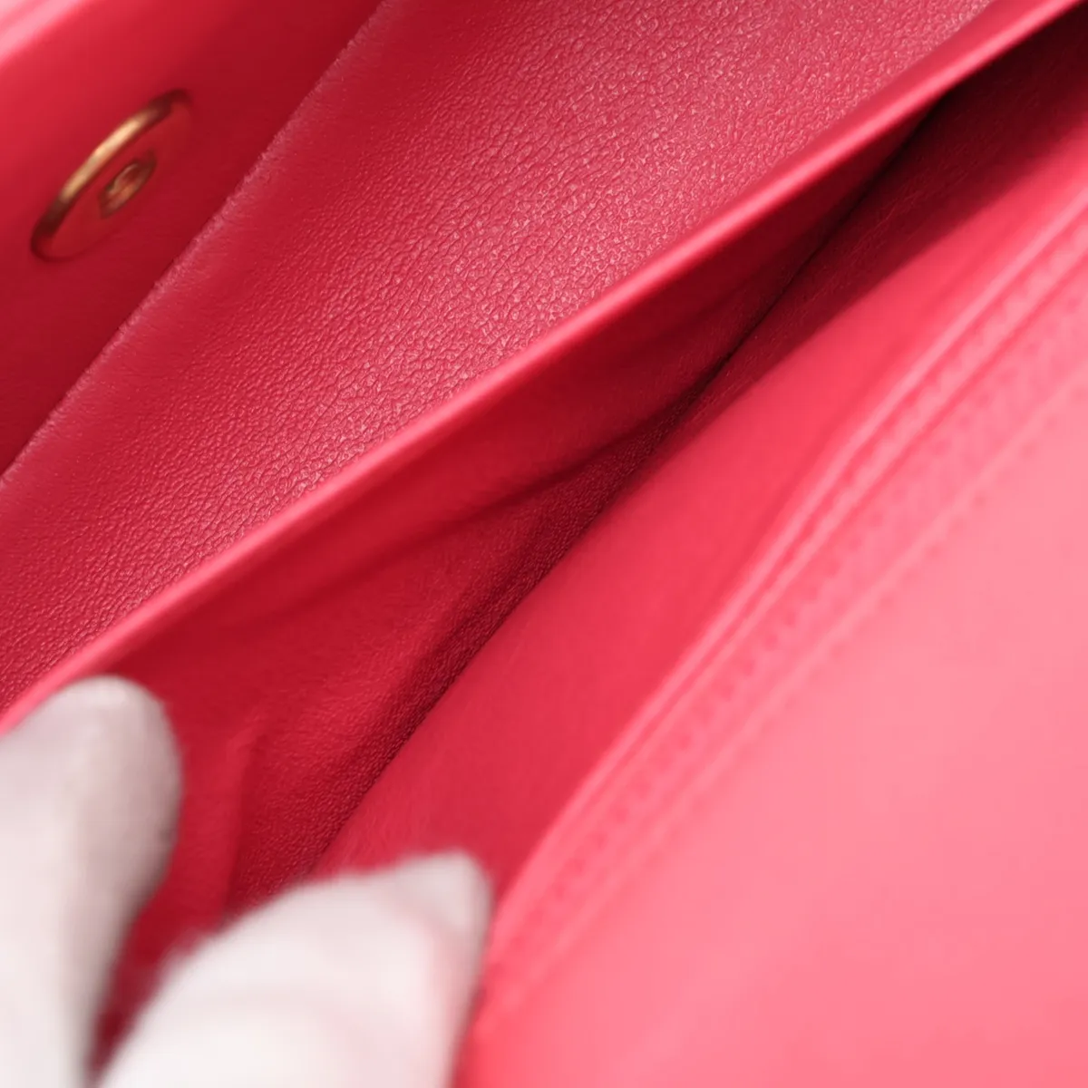 Mini Matelassé 20 Lambskin Single Flap Single Chain Bag with Lucky Charm, Pink with Gold Hardware, 26806948, Serial Number 26 — view 7