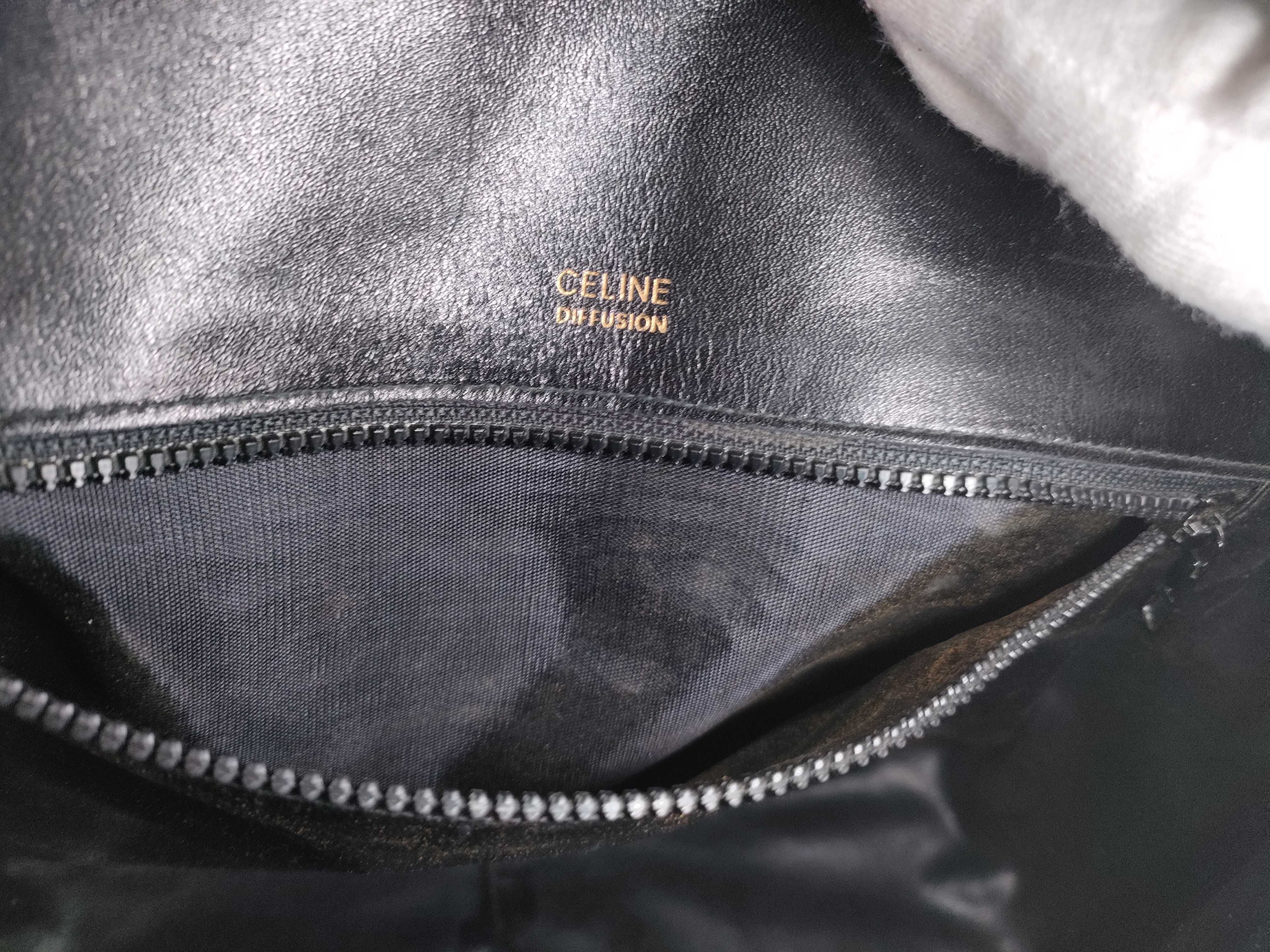 shoulder bag, carriage hardware, black leather shoulder bag — view 13
