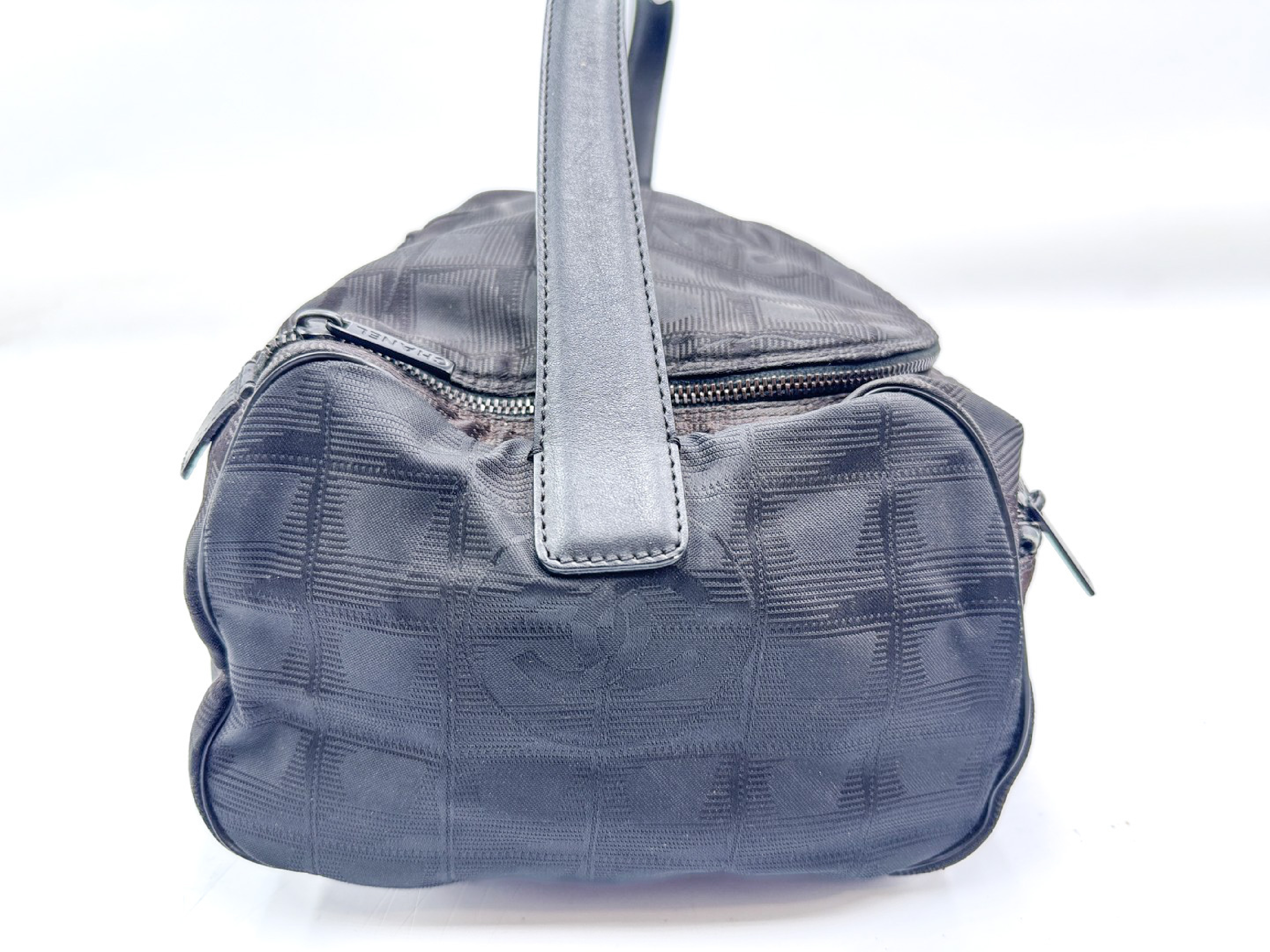 New Travel Line Black Handbag (Serial No. 6) — view 4