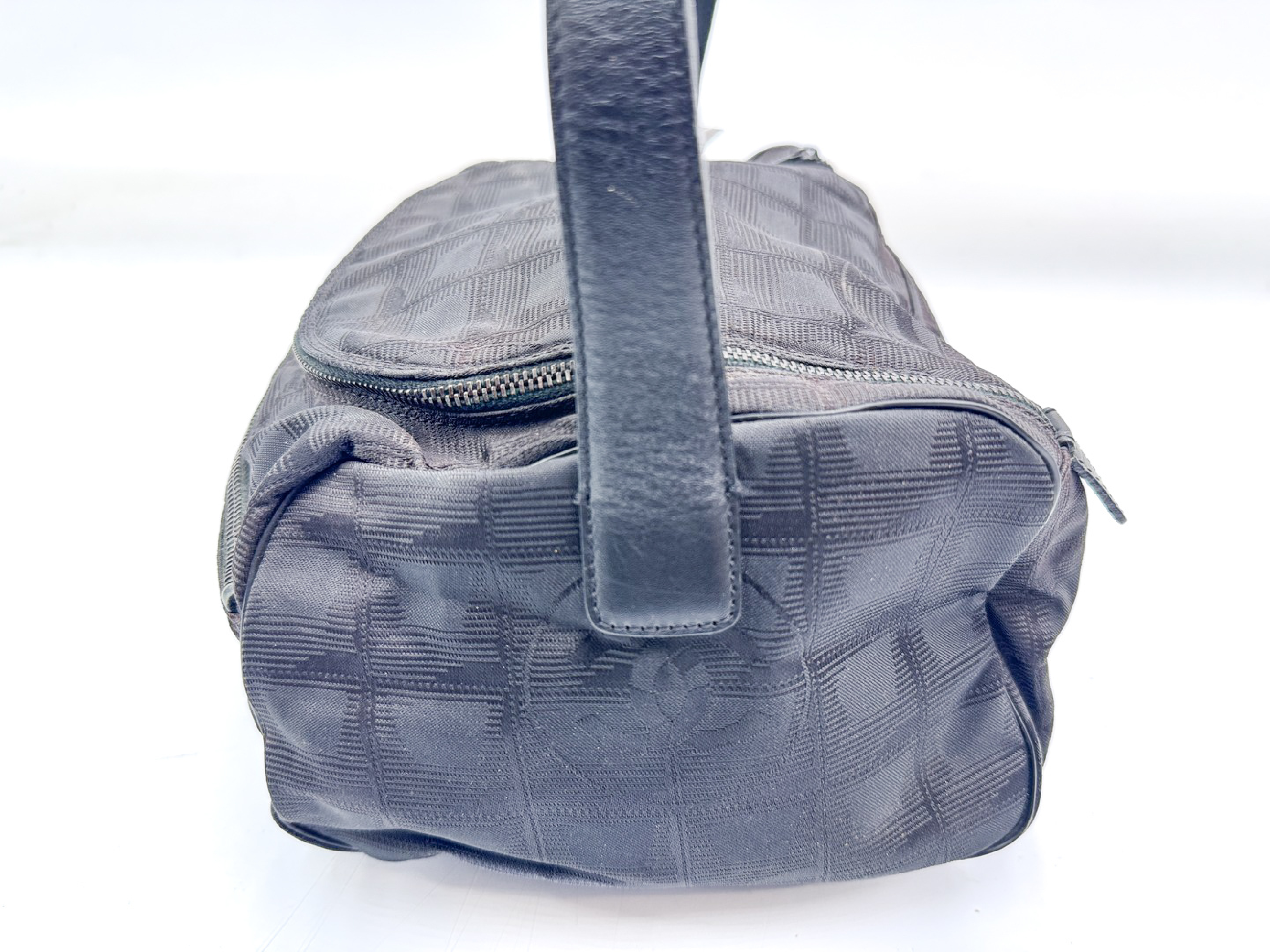 New Travel Line Black Handbag (Serial No. 6) — view 5