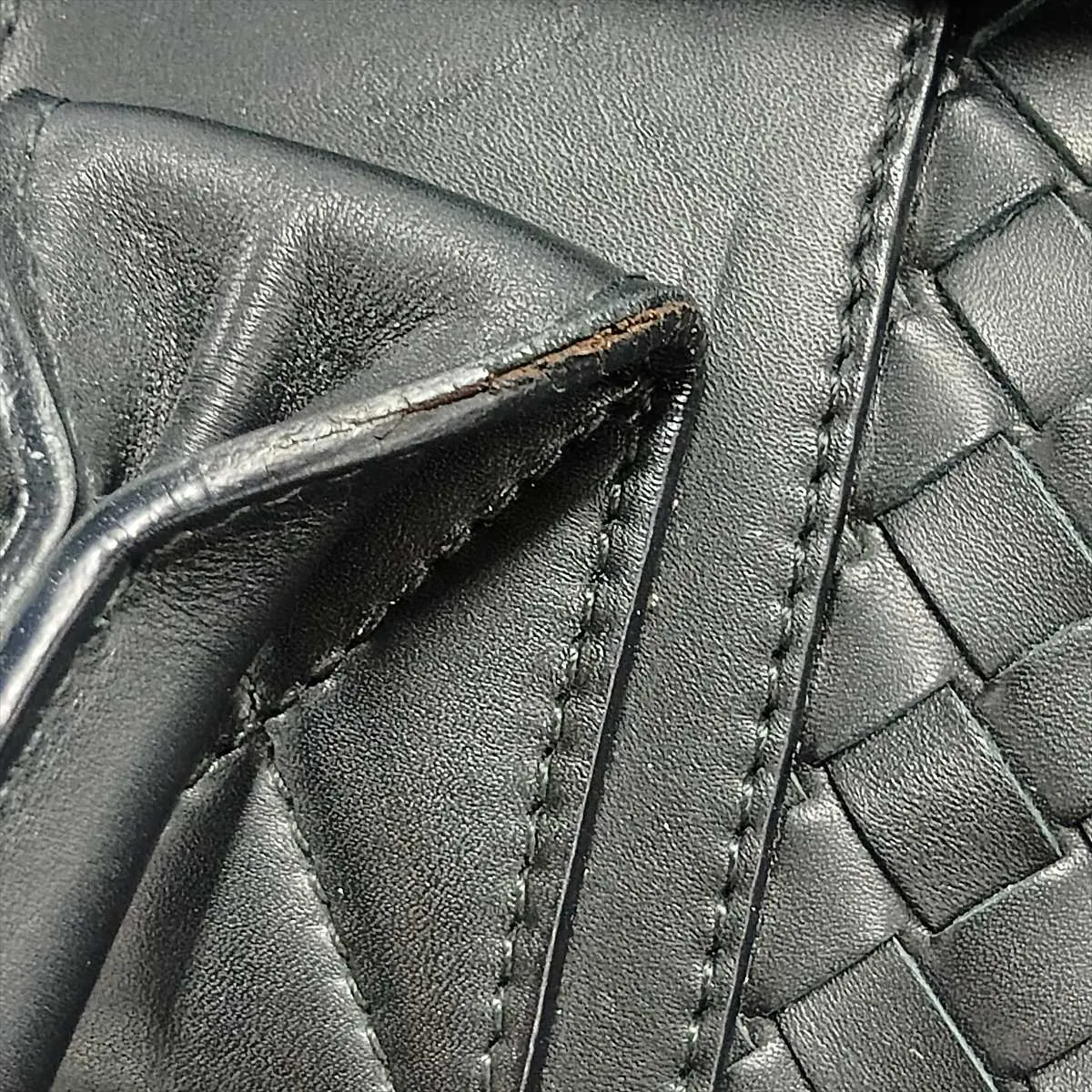 Intrecciato Leather Boston Bag, Black, 129520 — view 15