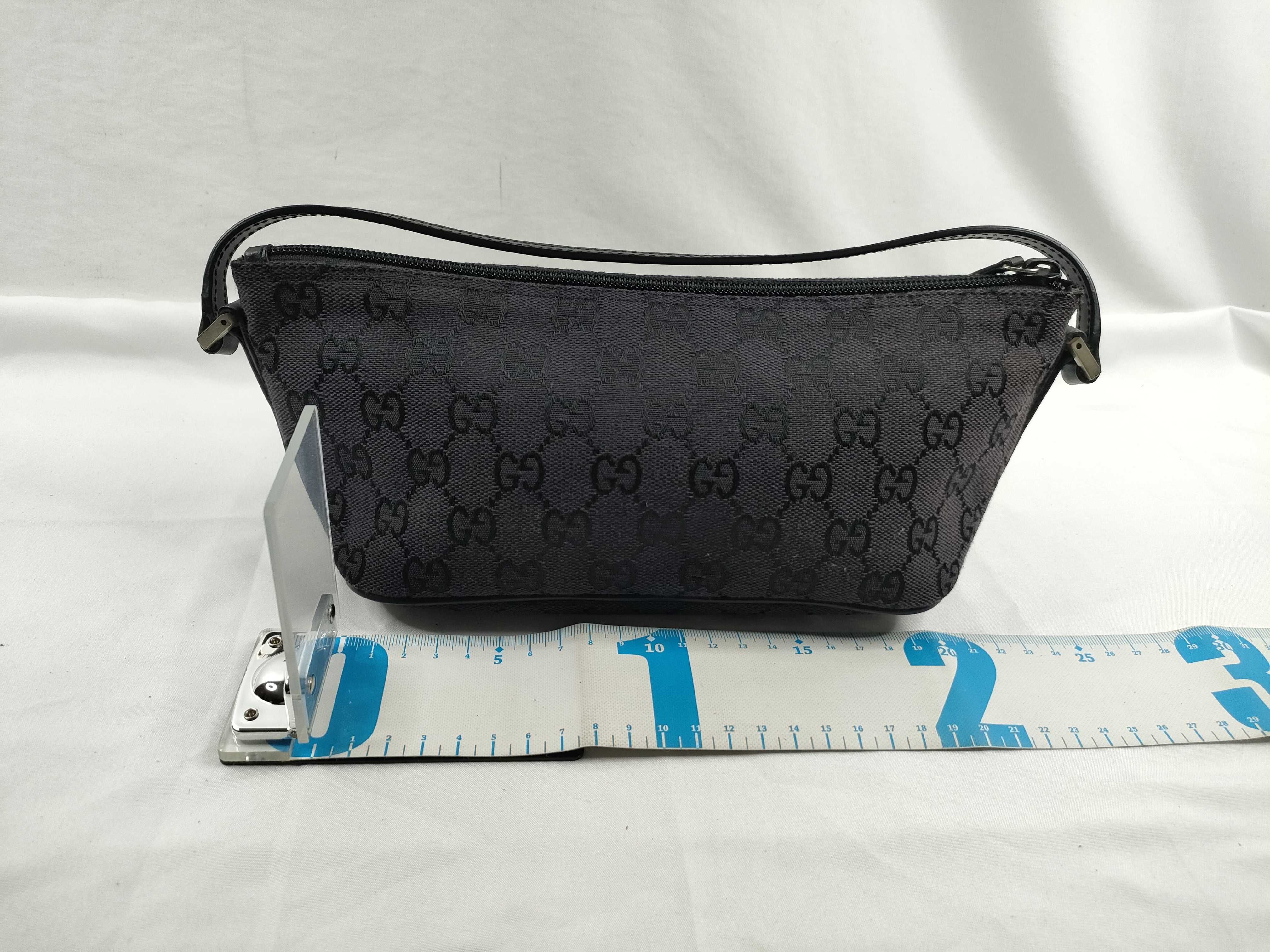 GG Canvas Accessory Pouch, GG Canvas/Black Handbag — view 2