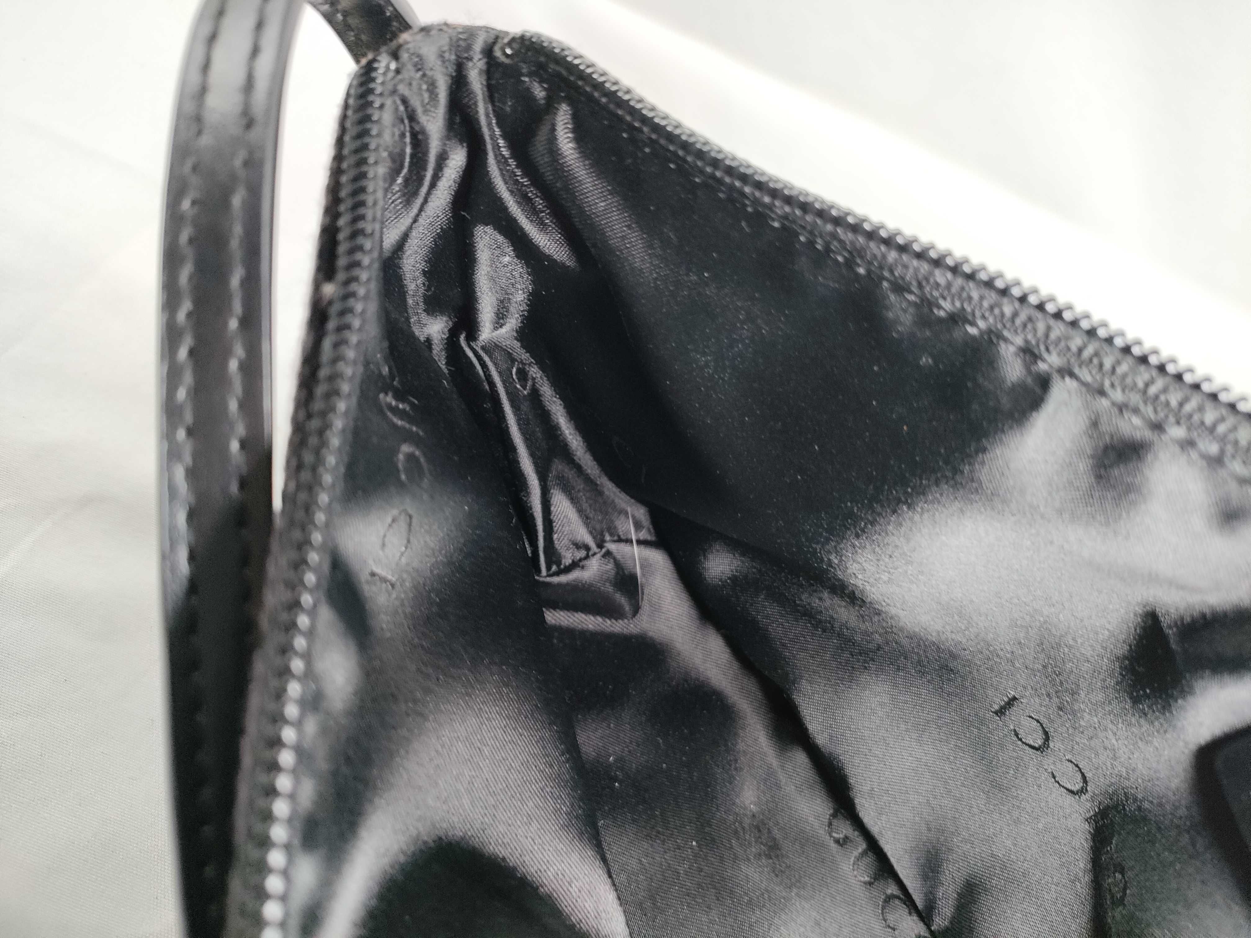 GG Canvas Accessory Pouch, GG Canvas/Black Handbag — view 11