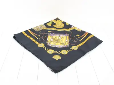 Carre 90 silk scarf with tag.