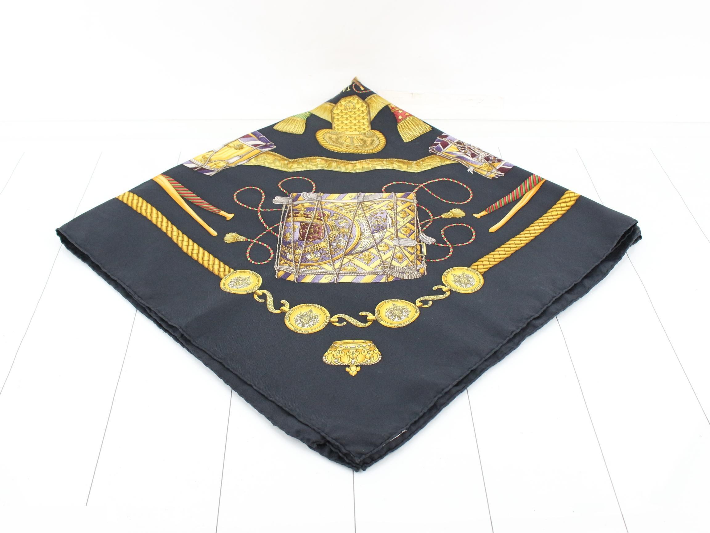 Carre 90 silk scarf with tag. — view 2