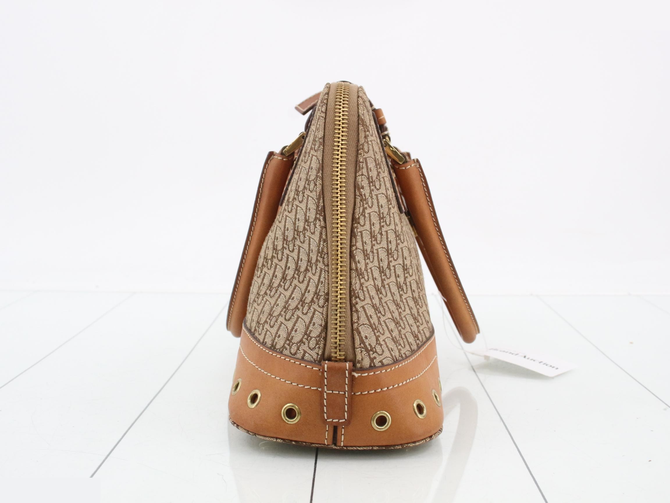 Trotter (bag) - Handbag - Street Chic - Brown — view 4