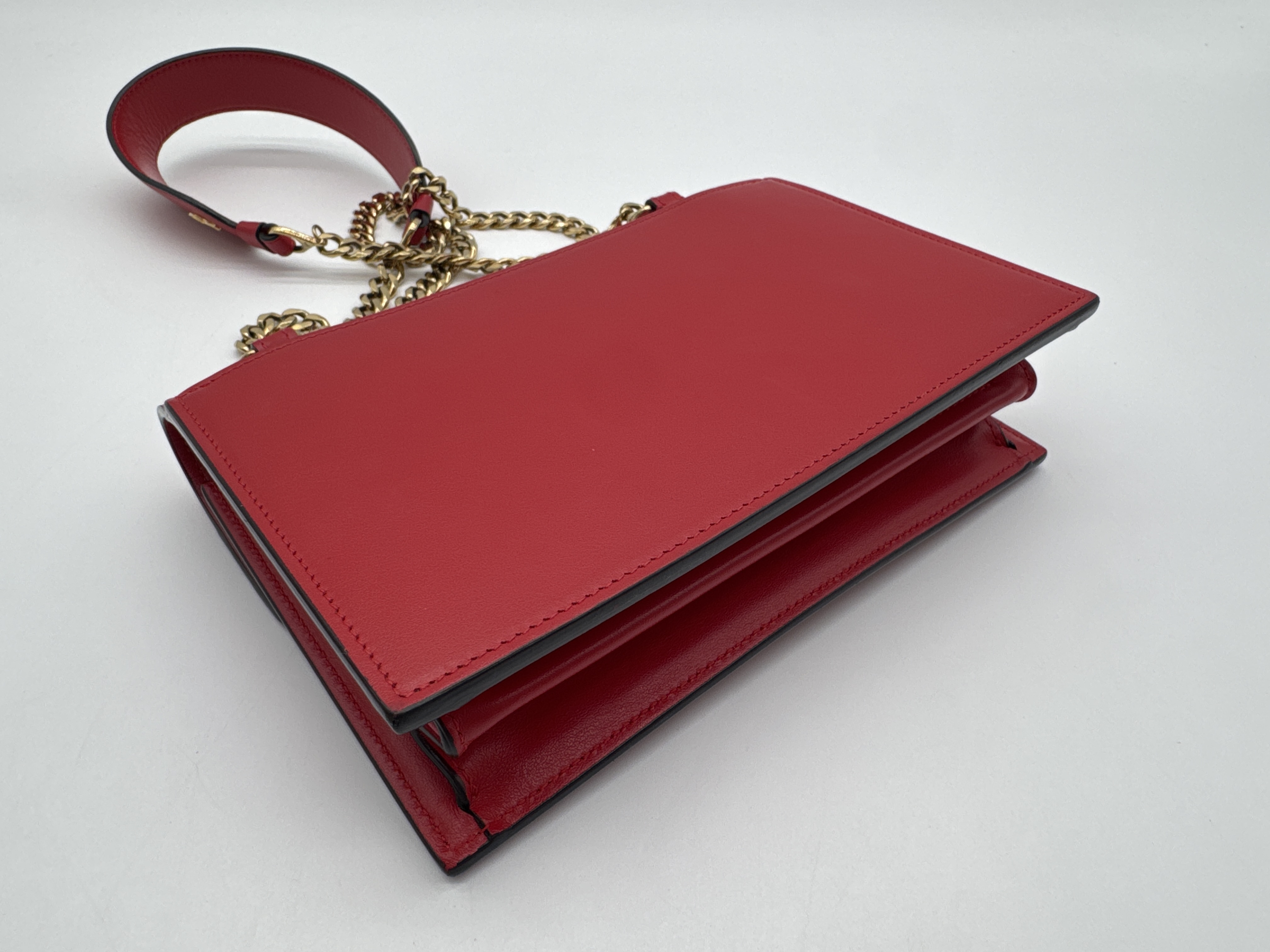 Turnlock Red Shoulder Bag — view 7