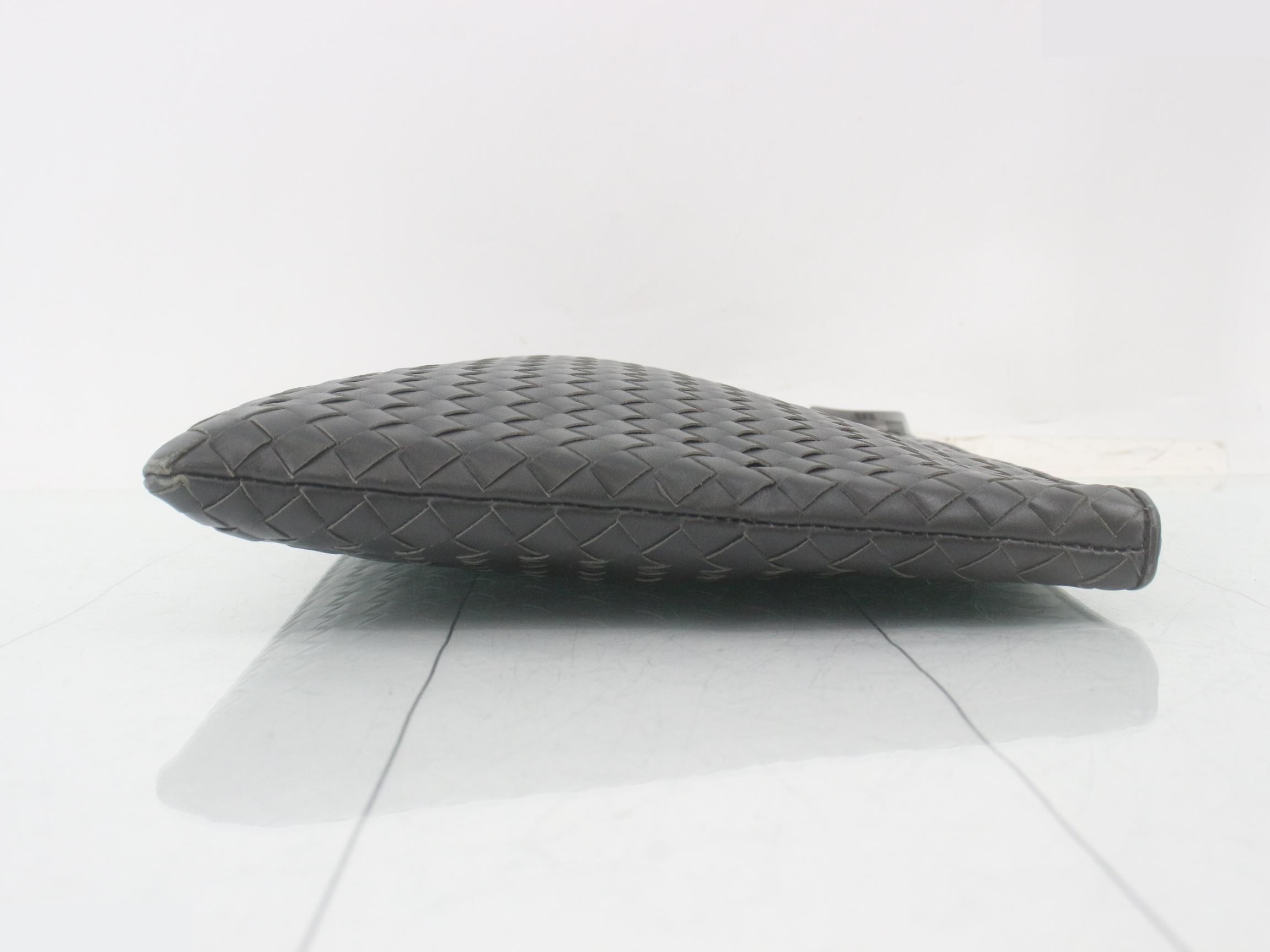 Intrecciato Clutch, Black — view 3