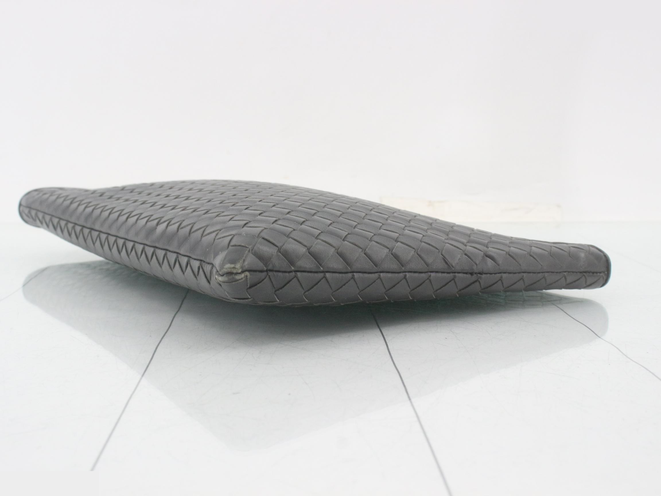 Intrecciato Clutch, Black — view 6