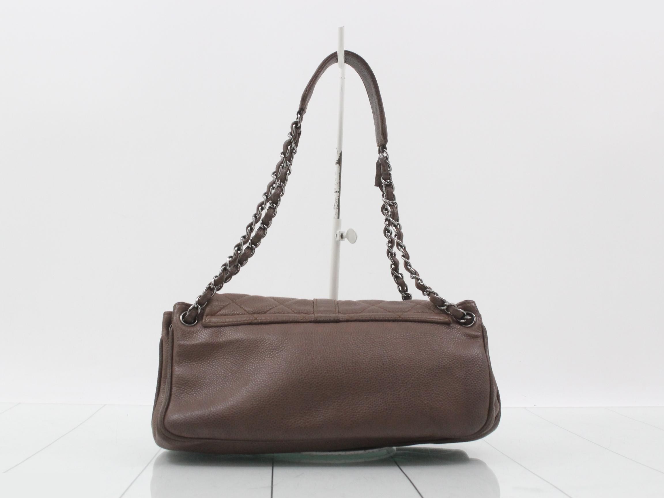 Caviar skin shoulder bag — view 2