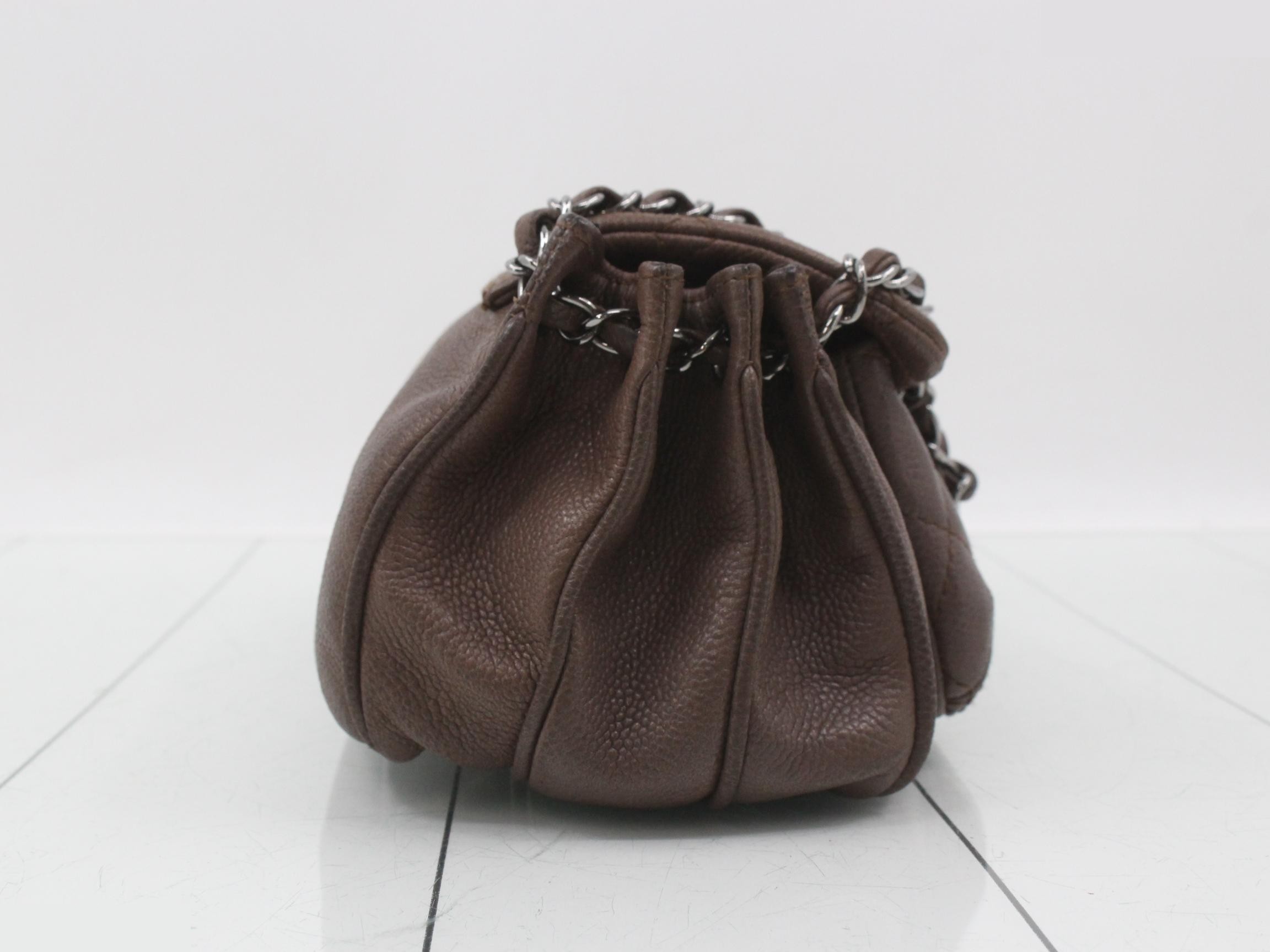 Caviar skin shoulder bag — view 4