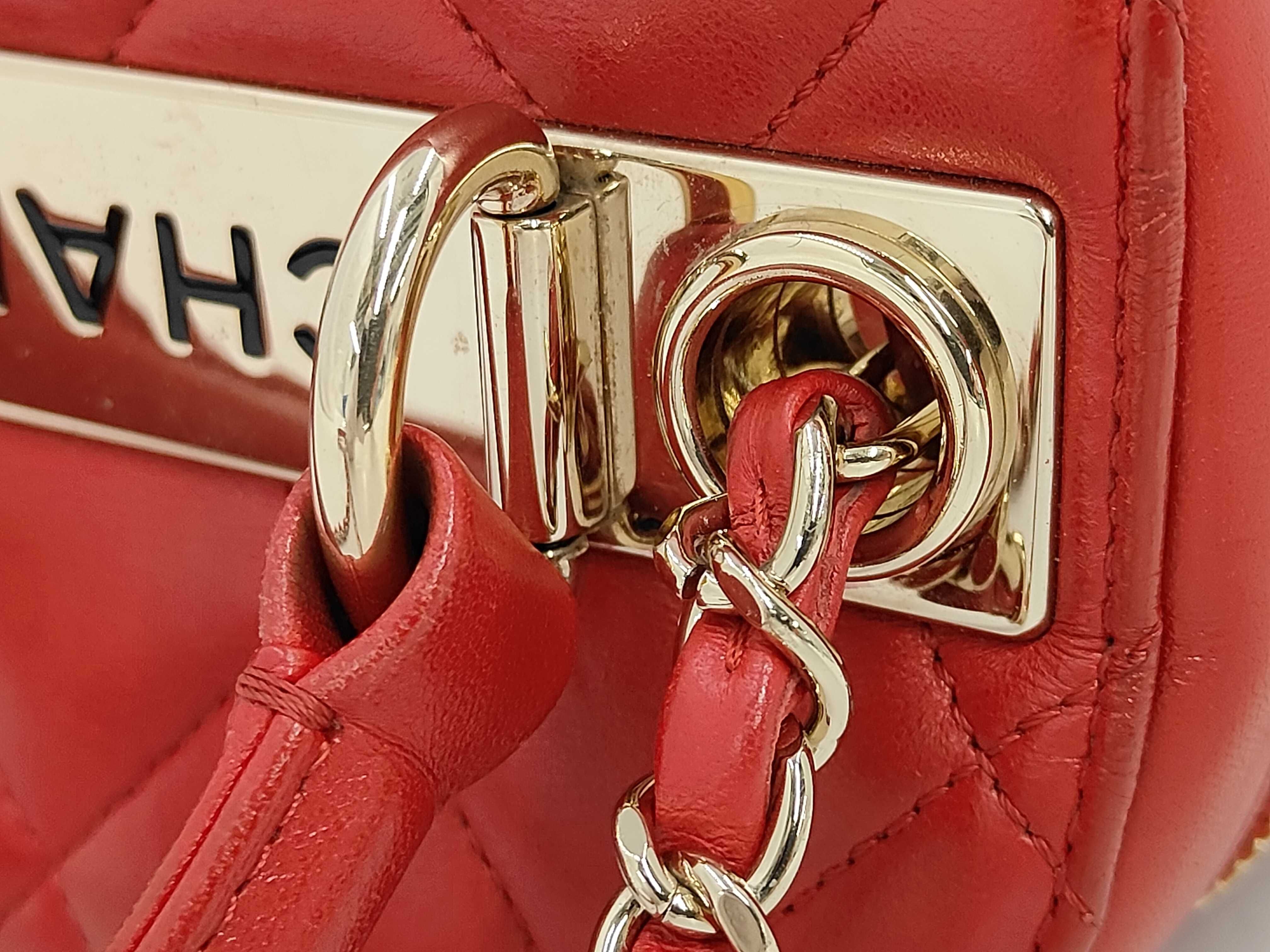 Matelassé Chain Shoulder Bag — view 6