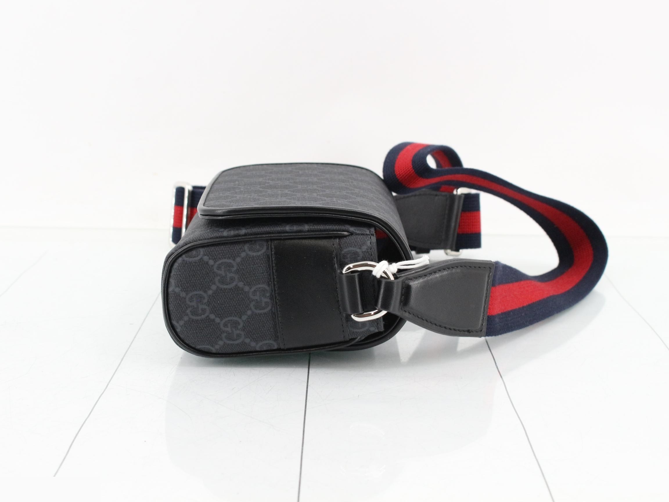 Unused GG Shoulder Bag with Sherry Strap — view 3
