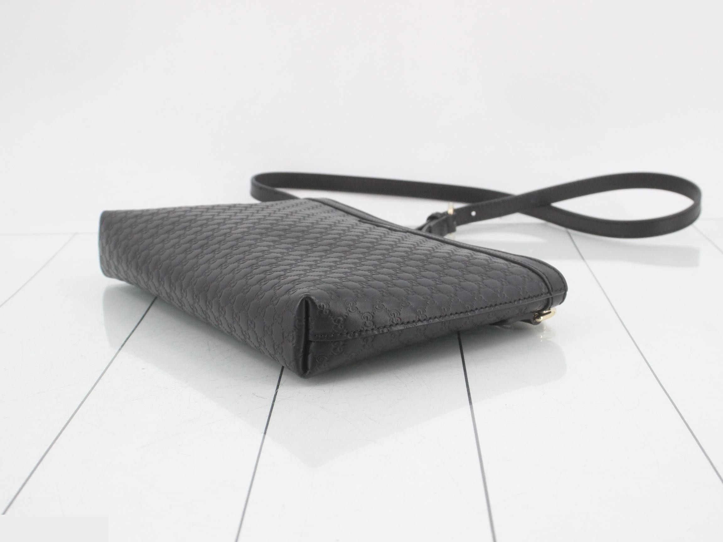 Microshima Shoulder Bag, Embossed, Black, with Dust Bag and Booklet, 28 x 18 x 5 cm — view 6