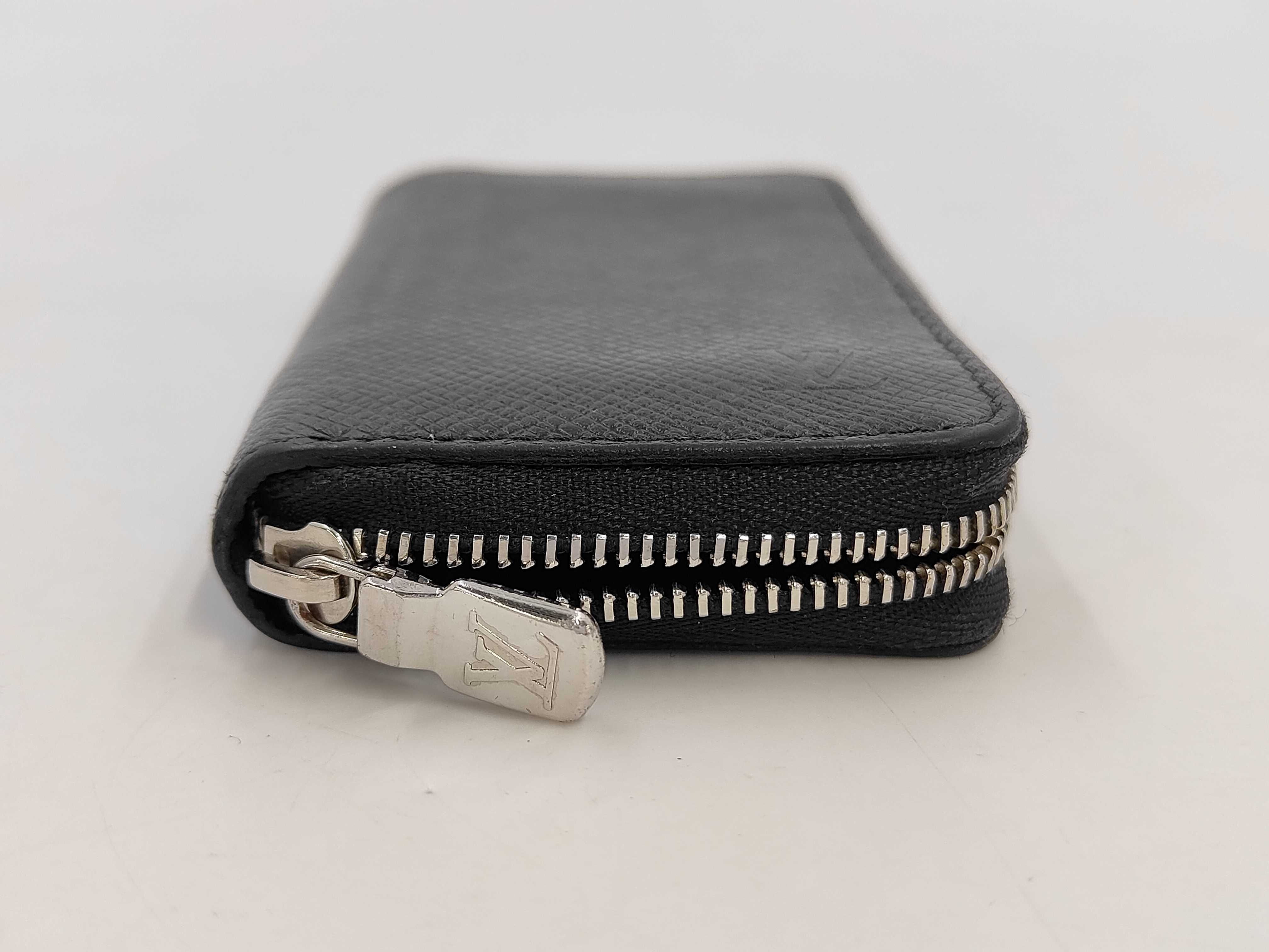 Taiga Zippy Coin Purse M30511 IC Tag Wallet — view 3