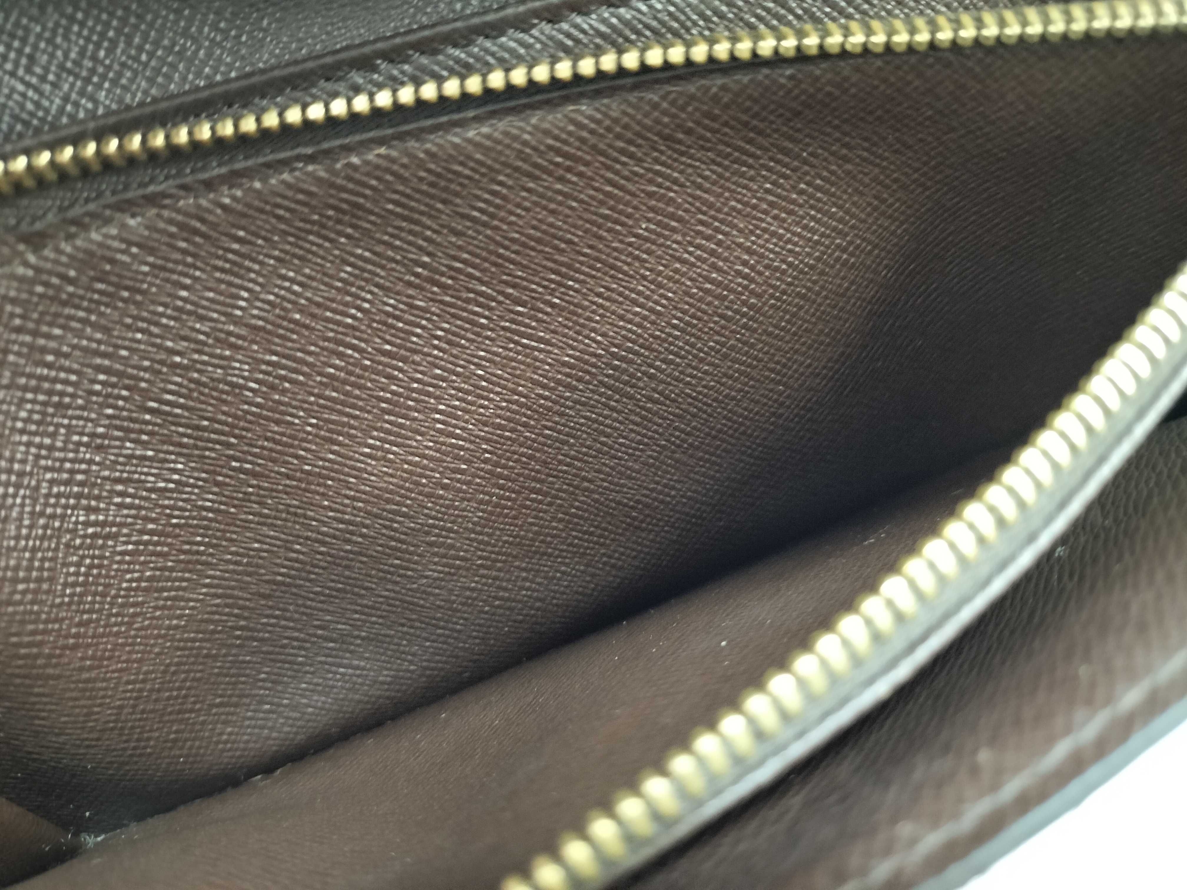 Damier LOUIS VUITTON Damier Long Wallet — view 11