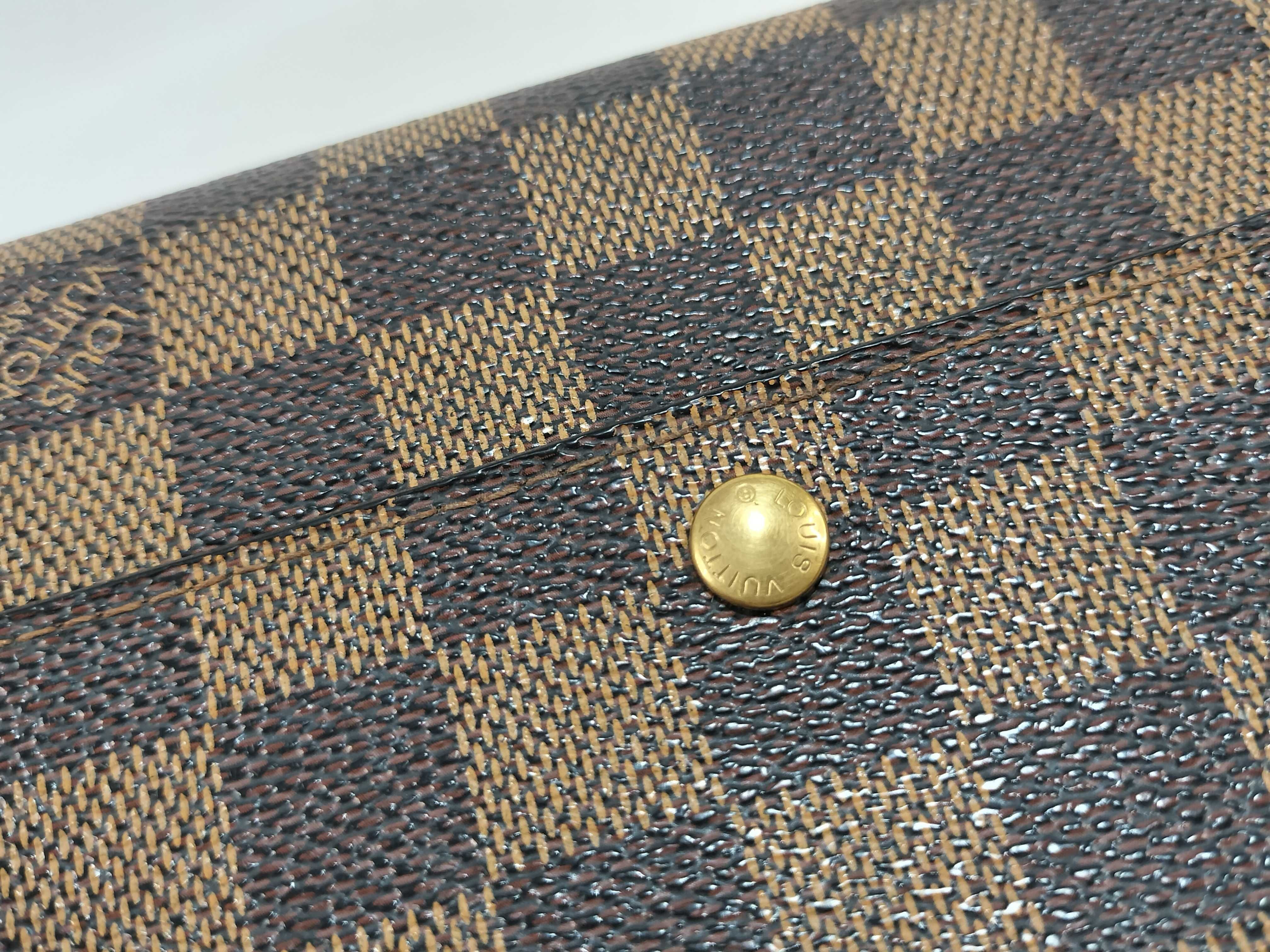 Damier LOUIS VUITTON Damier Long Wallet — view 7