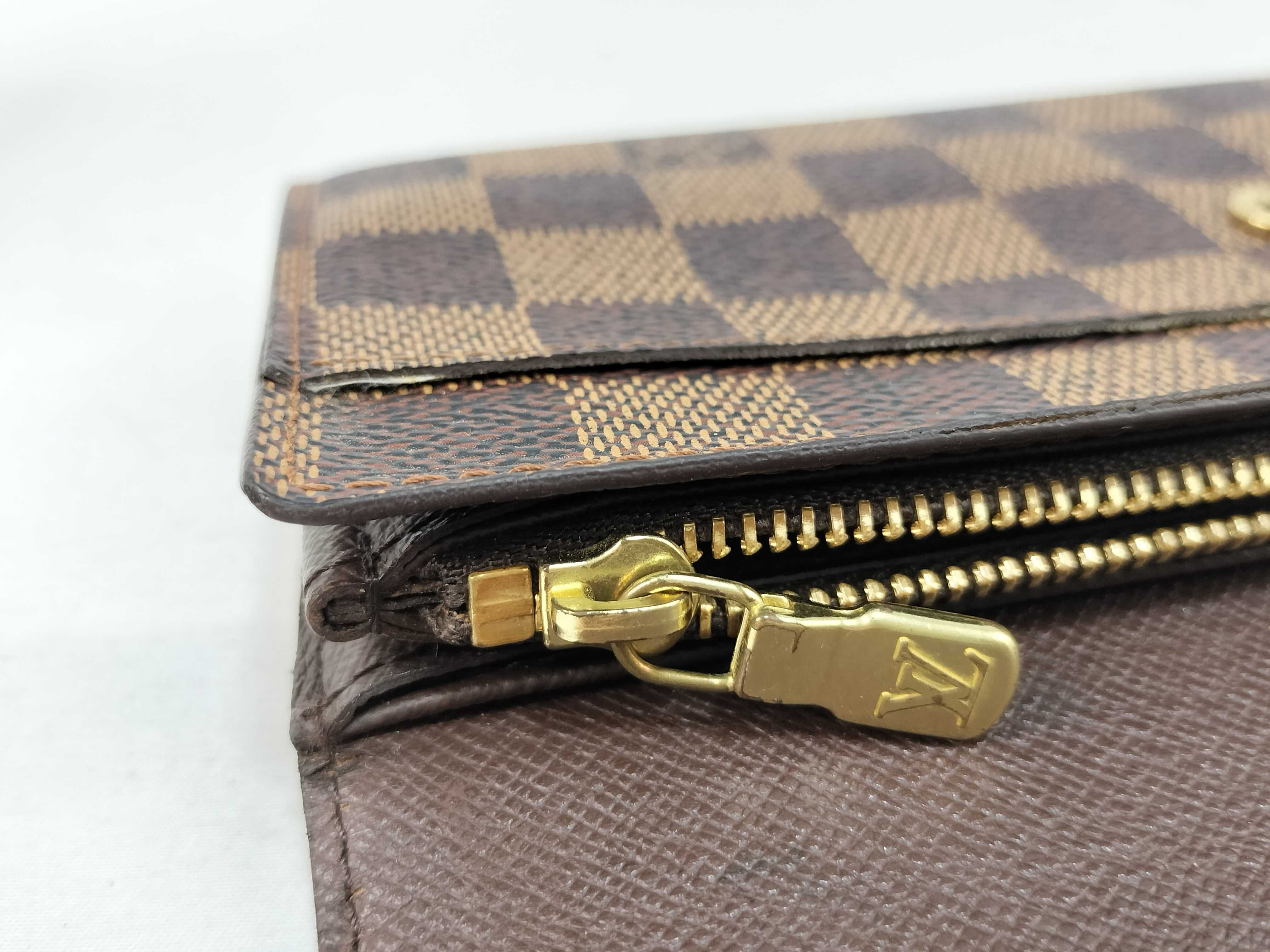 Damier LOUIS VUITTON Damier Long Wallet — view 8