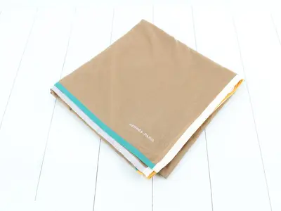 Unused scarf with tags