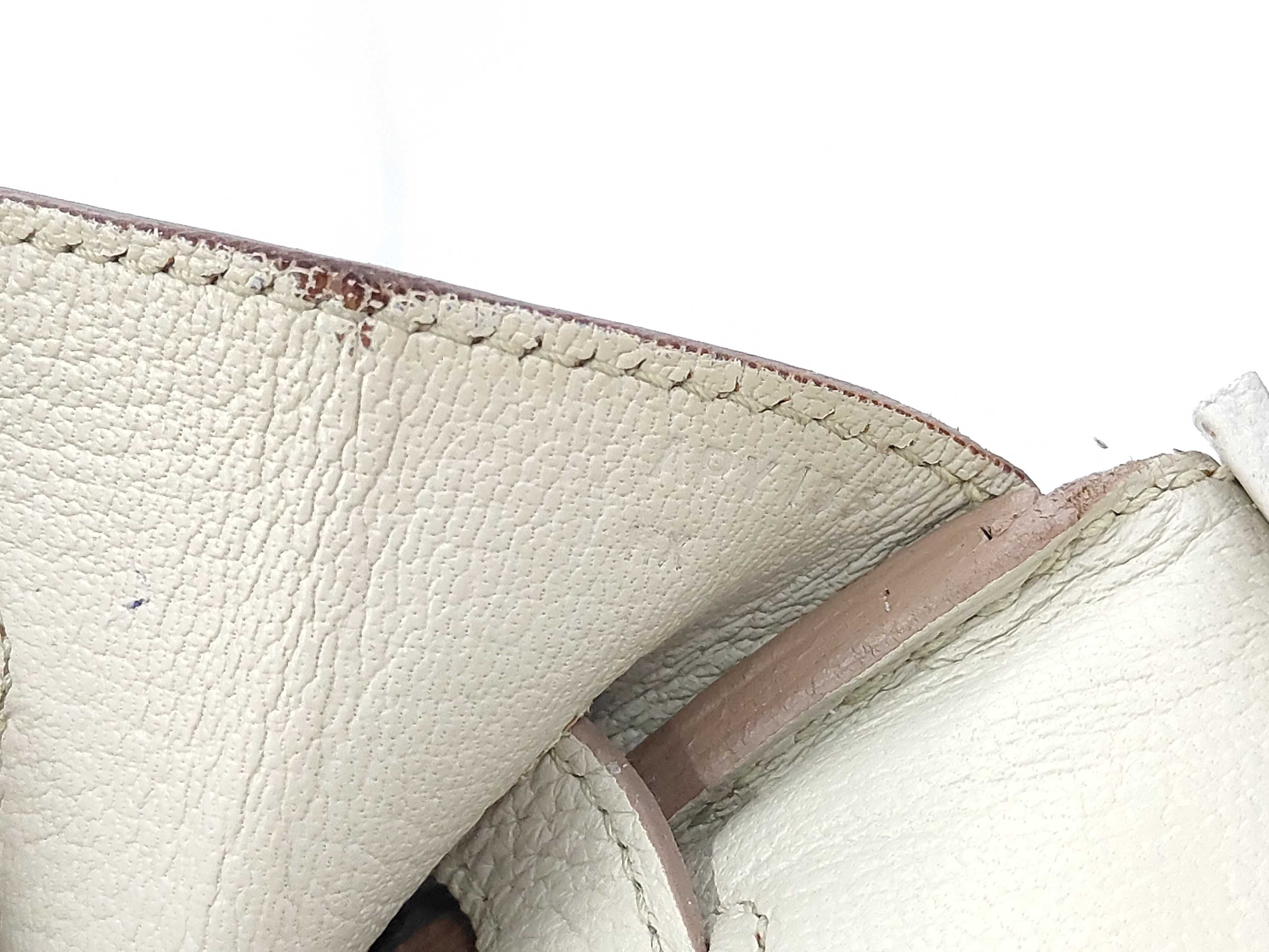 Birkin 35 Craie Gold Hardware A Stamp Handbag — view 11