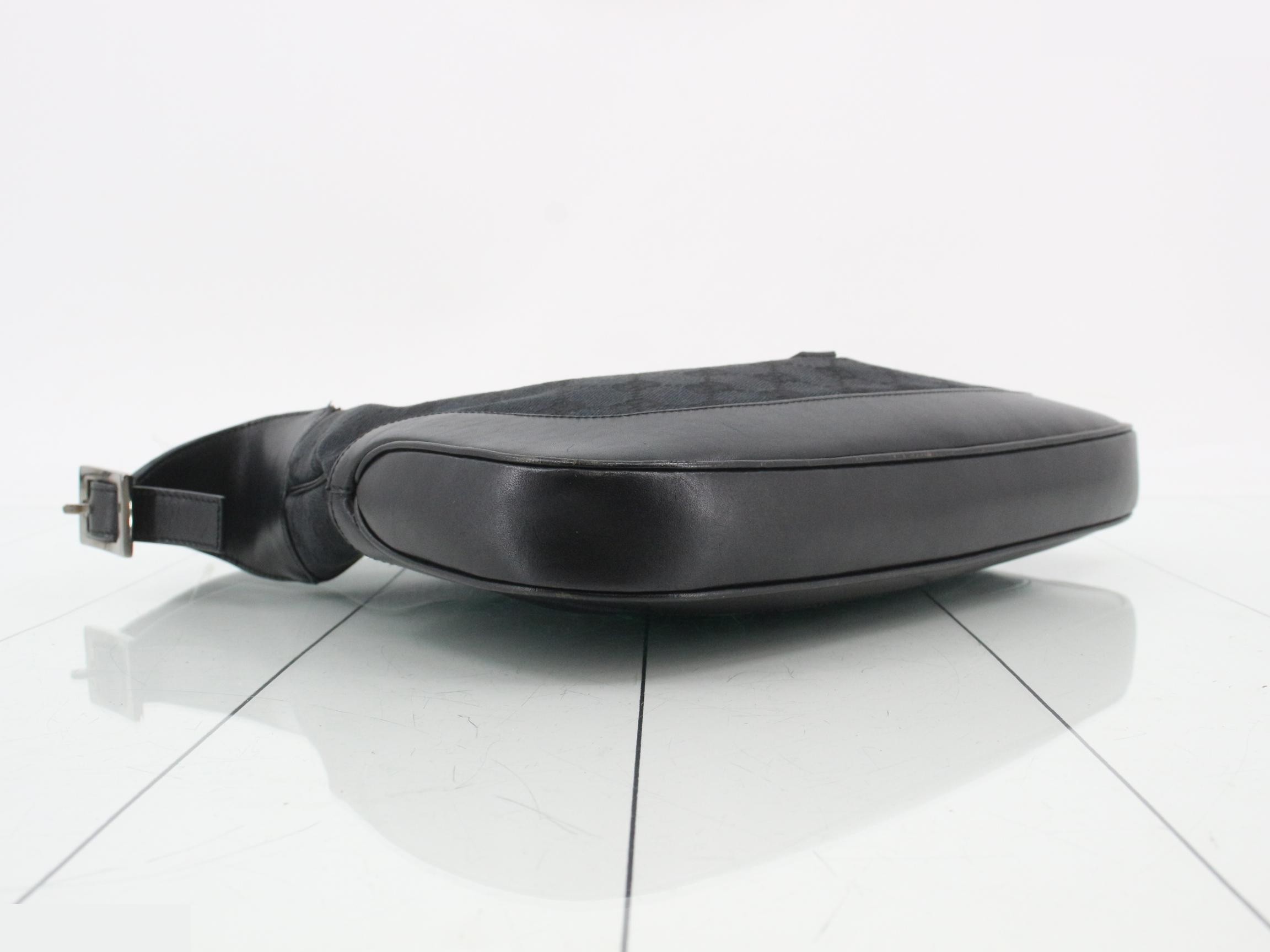 GG Canvas (Bag) - Shoulder Bag — view 5
