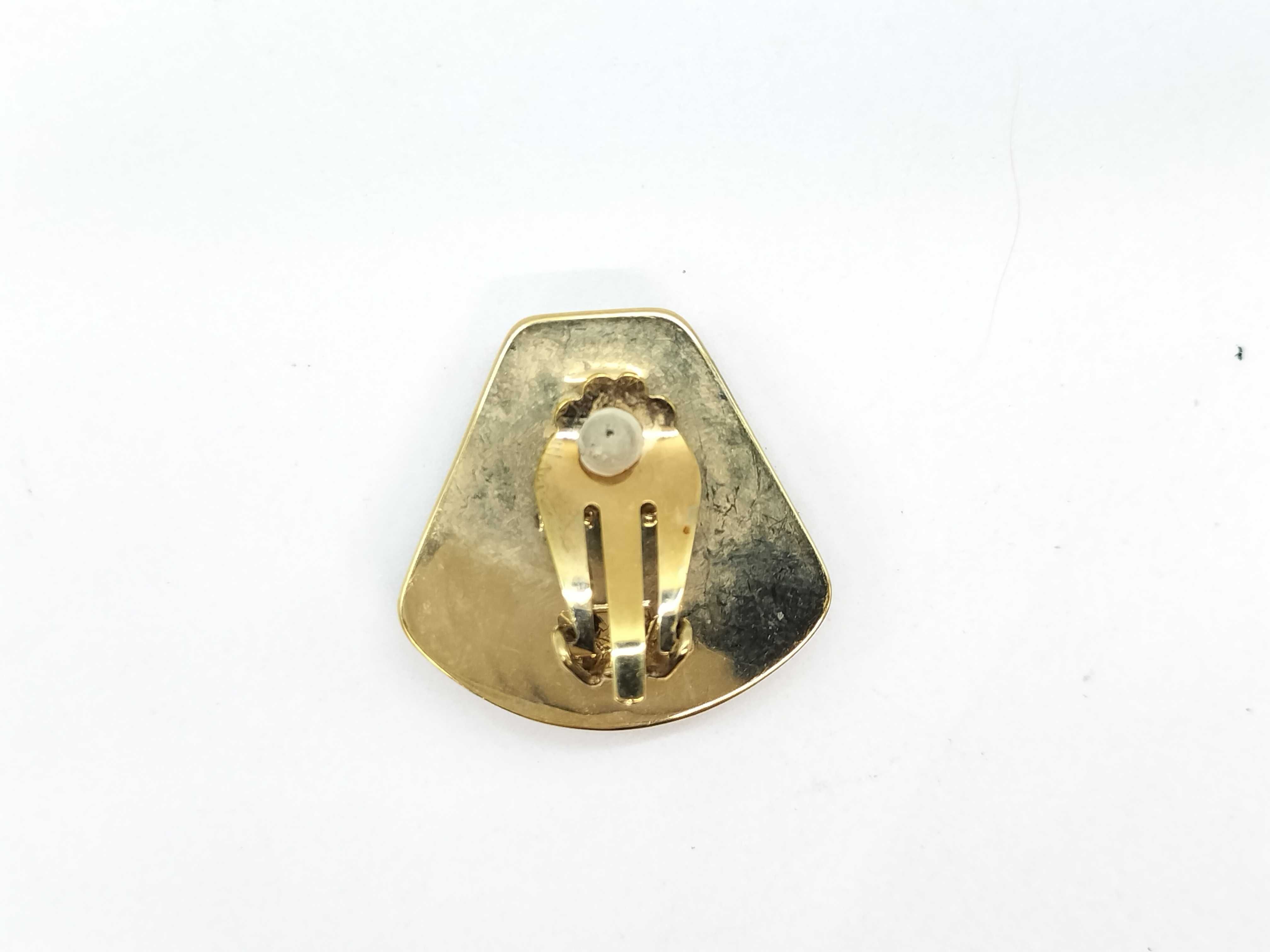 enamel earring (single earring) — view 3