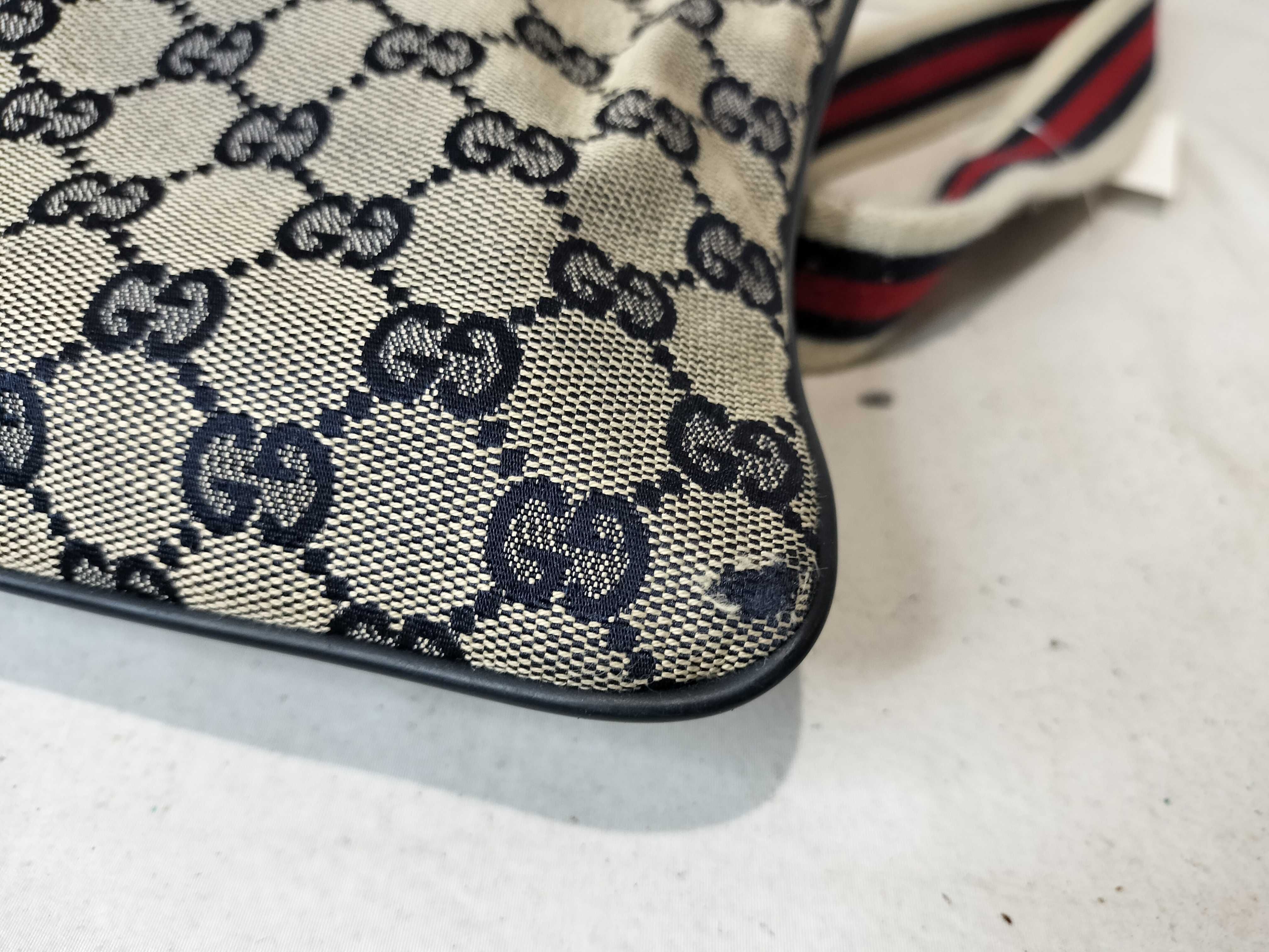 GG Canvas 146309 001013 Shoulder Bag — view 7