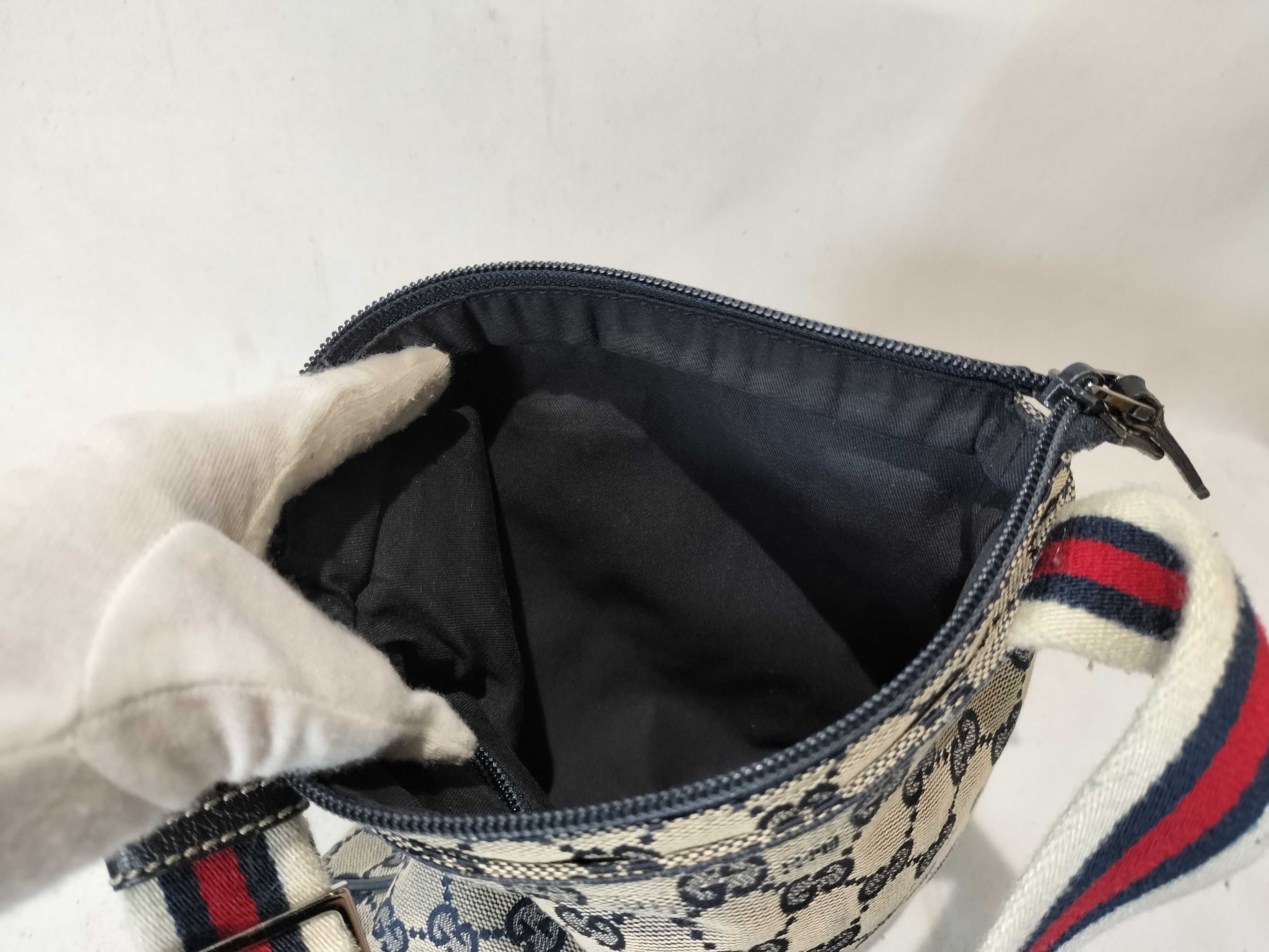 GG Canvas 146309 001013 Shoulder Bag — view 10