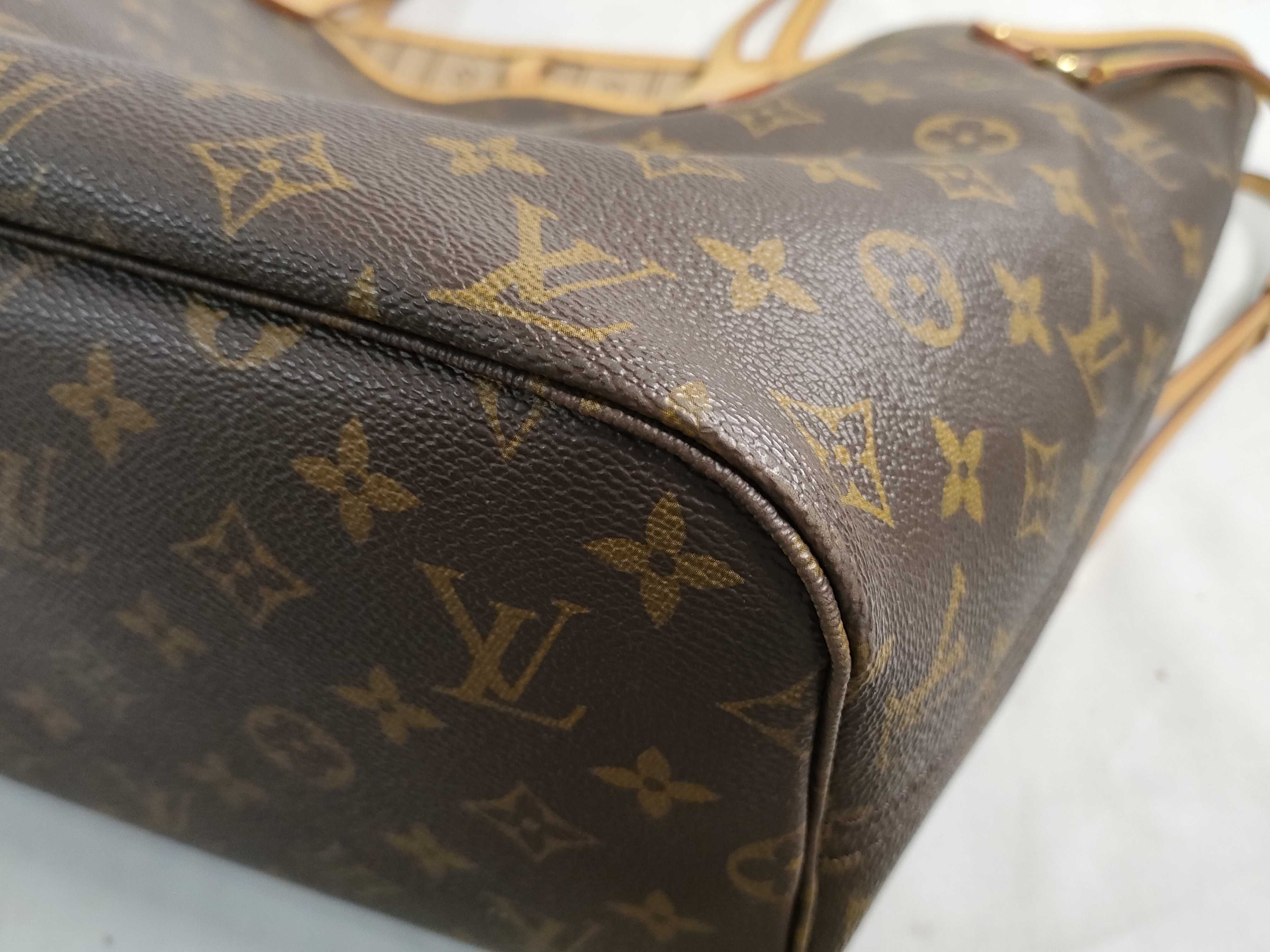 Monogram Neverfull MM Tote Bag — view 6