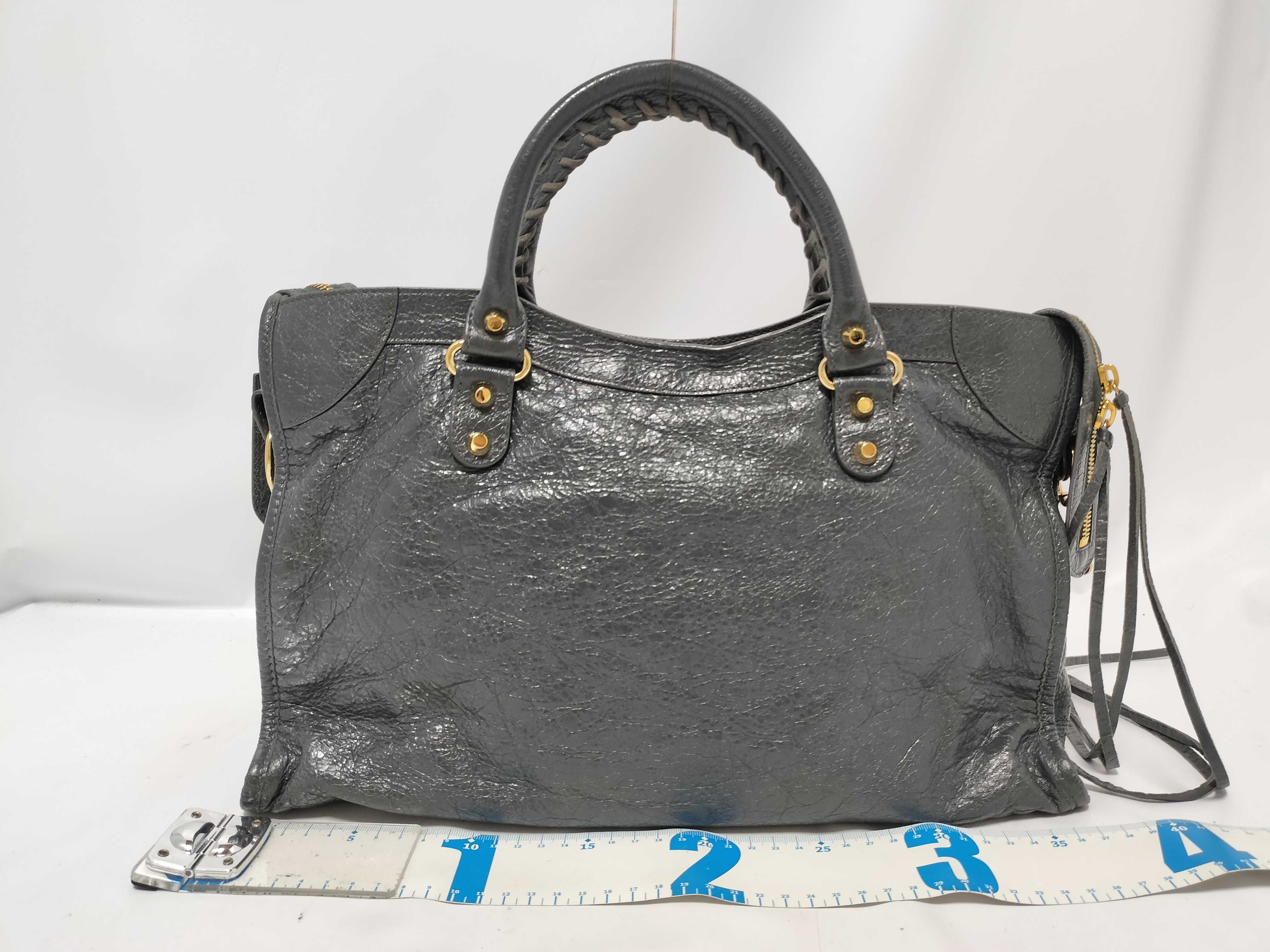 PH - Classic City Crinkled Gray Leather Two-Way Shoulder Bag (Handbag) — view 2