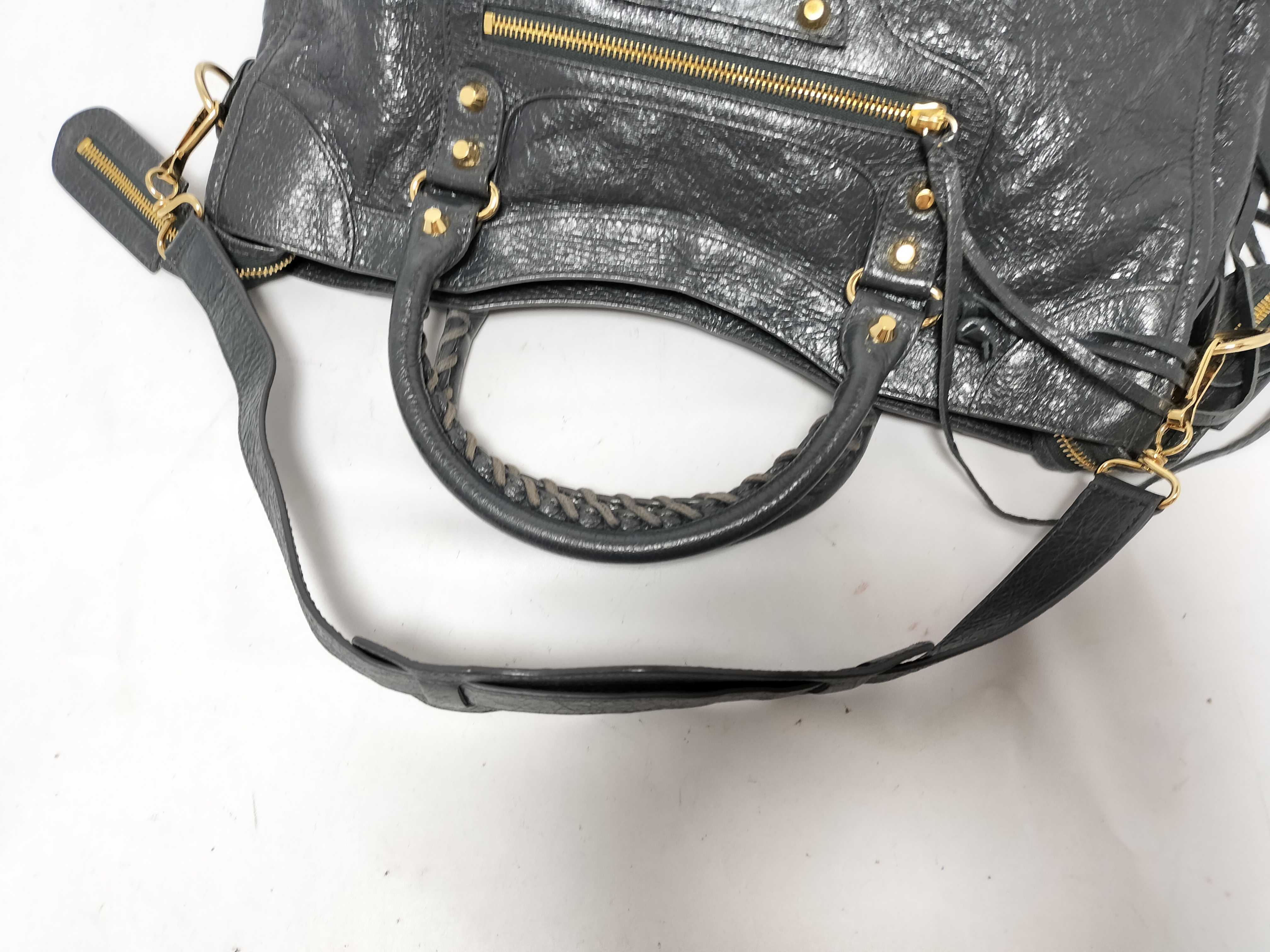 PH - Classic City Crinkled Gray Leather Two-Way Shoulder Bag (Handbag) — view 3