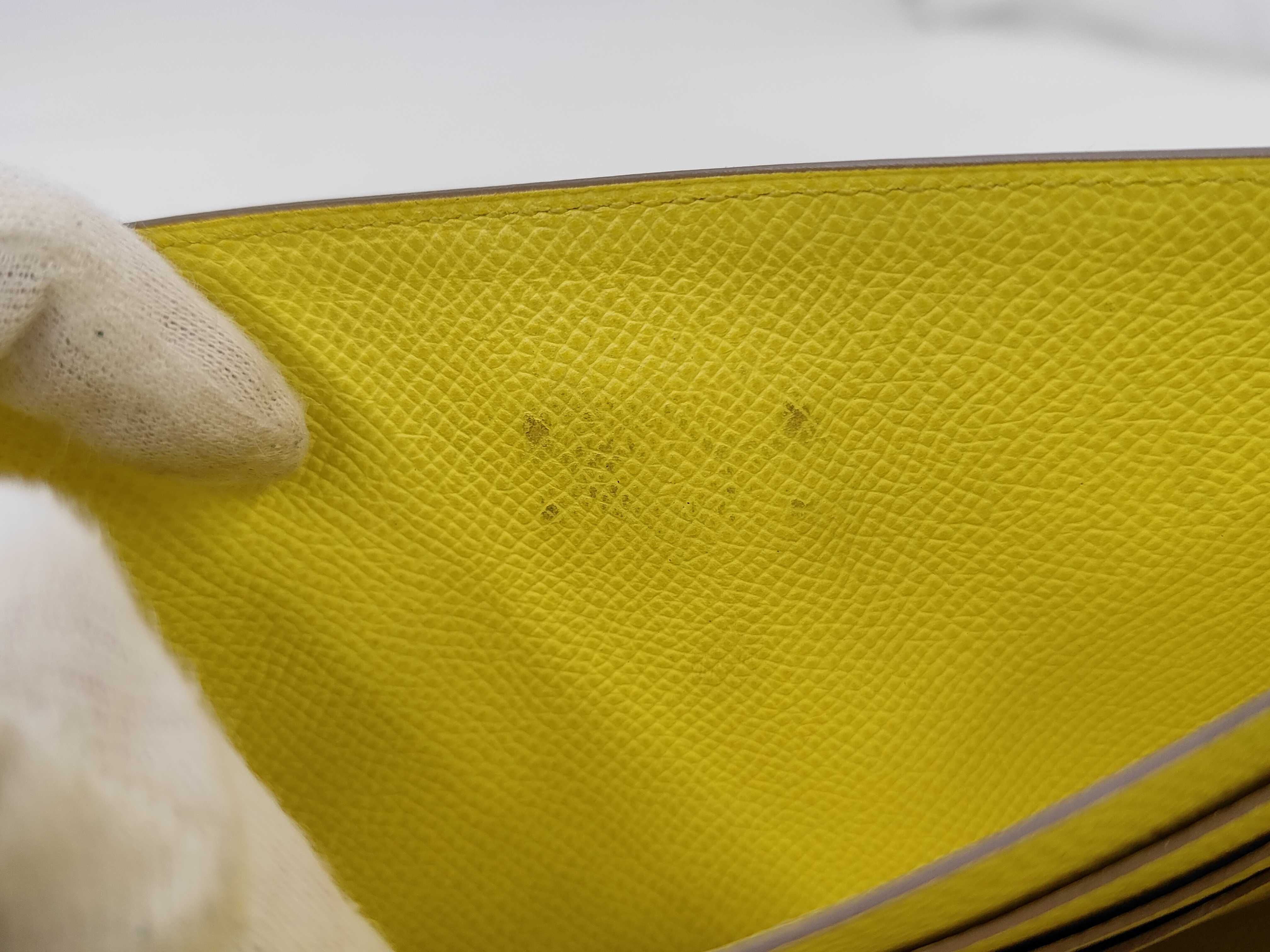 Kelly Wallet, Yellow — view 12