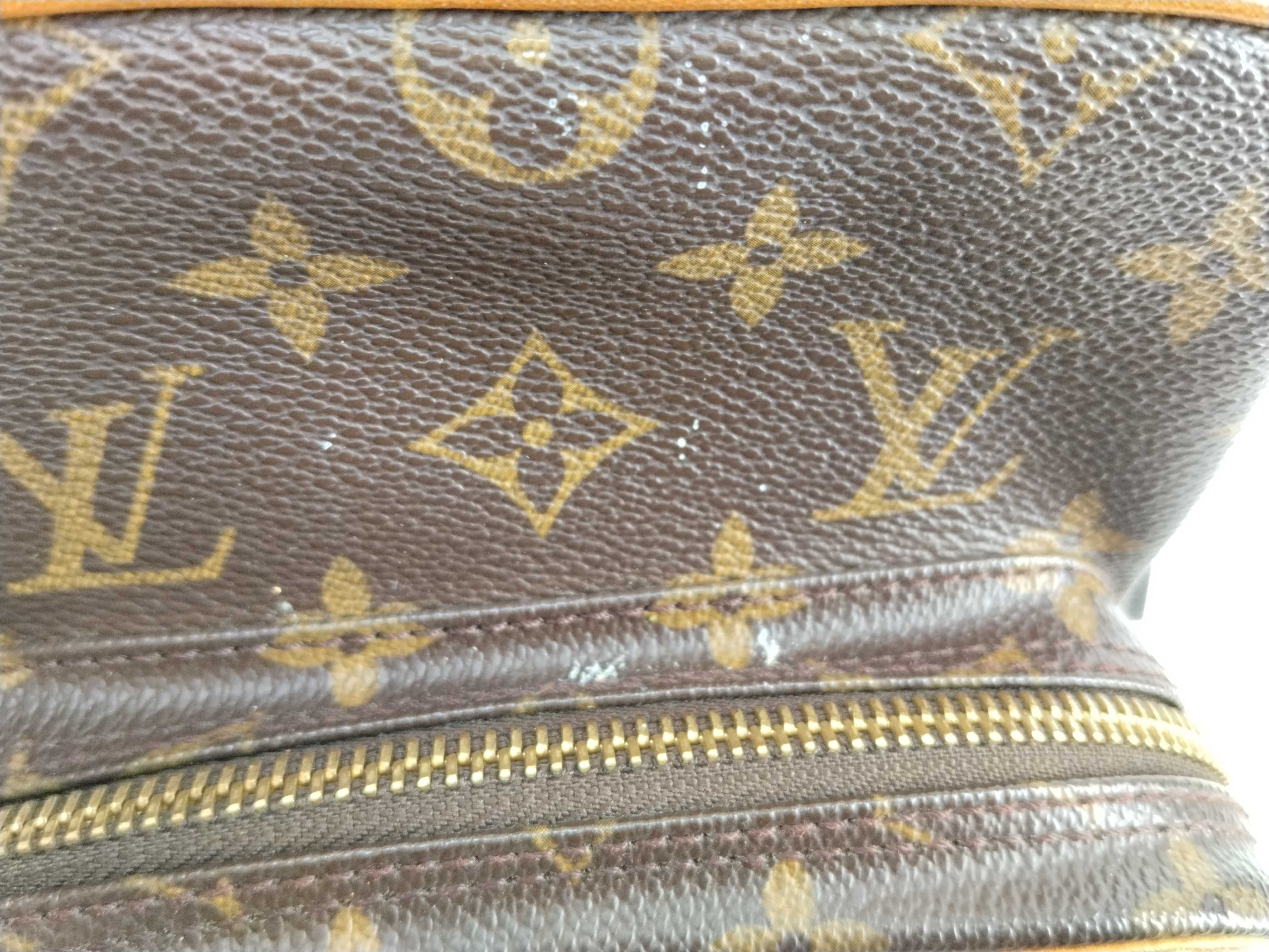 Monogram Louis Vuitton Amazon M45236 Monogram AR0063 Shoulder Bag — view 12