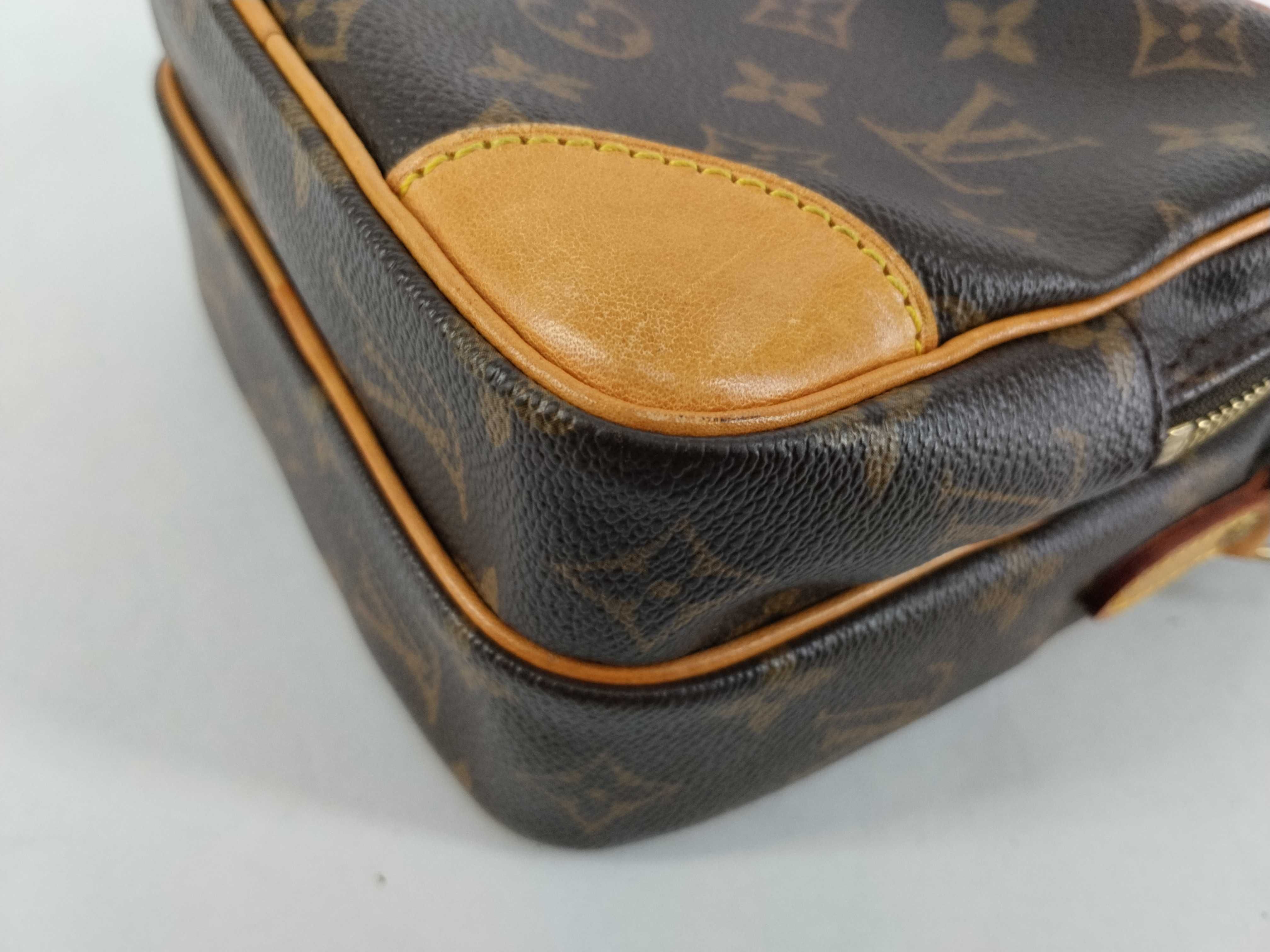 Monogram Louis Vuitton Amazon M45236 Monogram AR0063 Shoulder Bag — view 6
