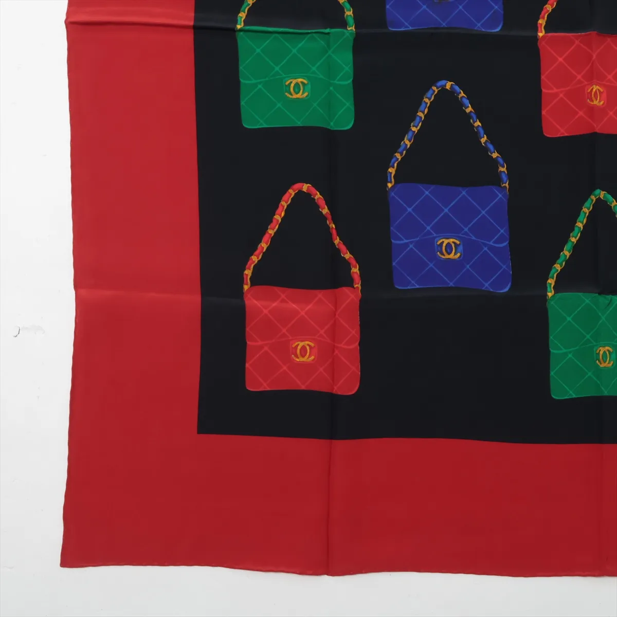 Matelassé scarf, silk, red x black. Shows signs of wear, — view 5