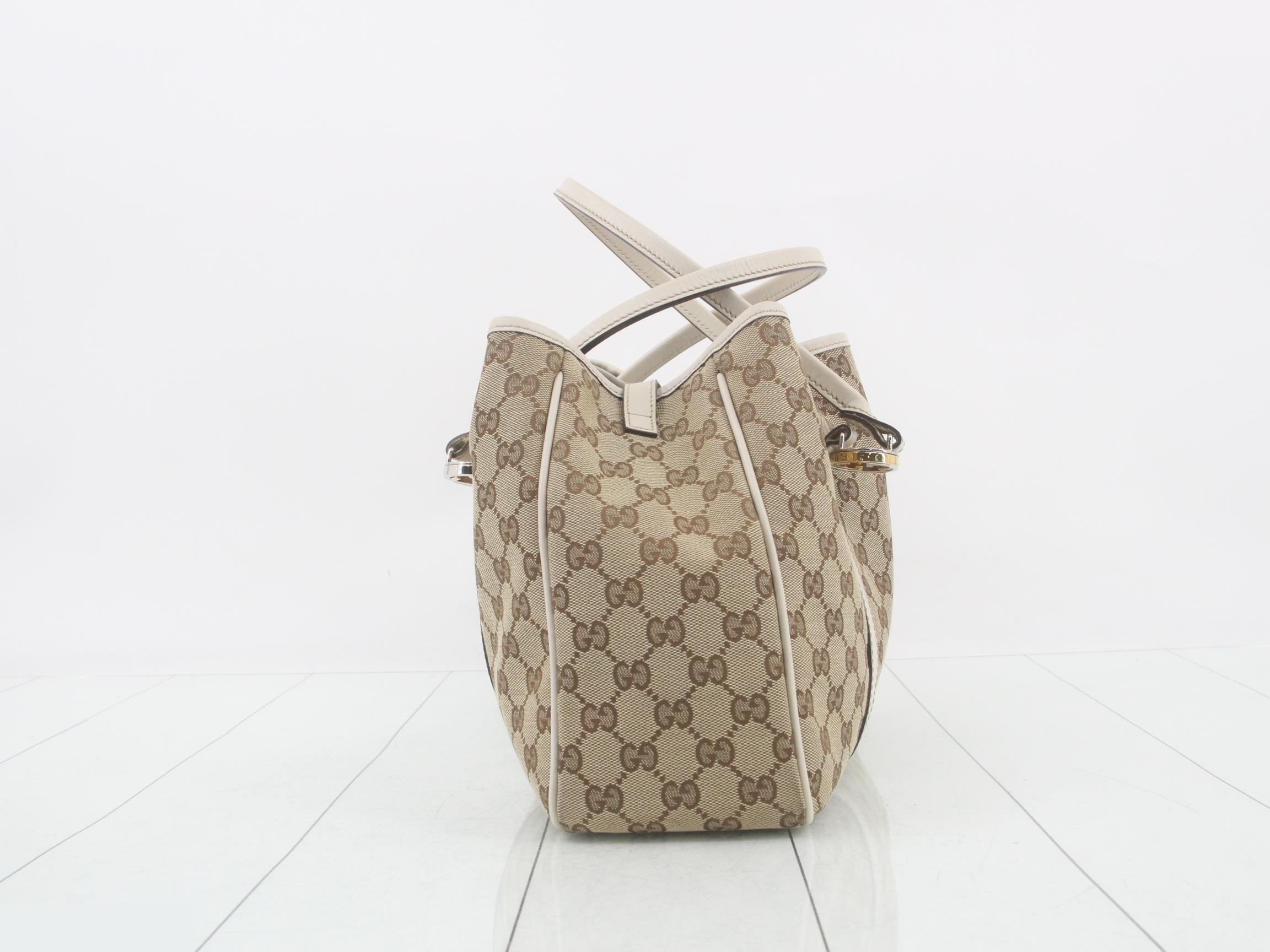 GG Canvas (Bag) - Shoulder Bag — view 4