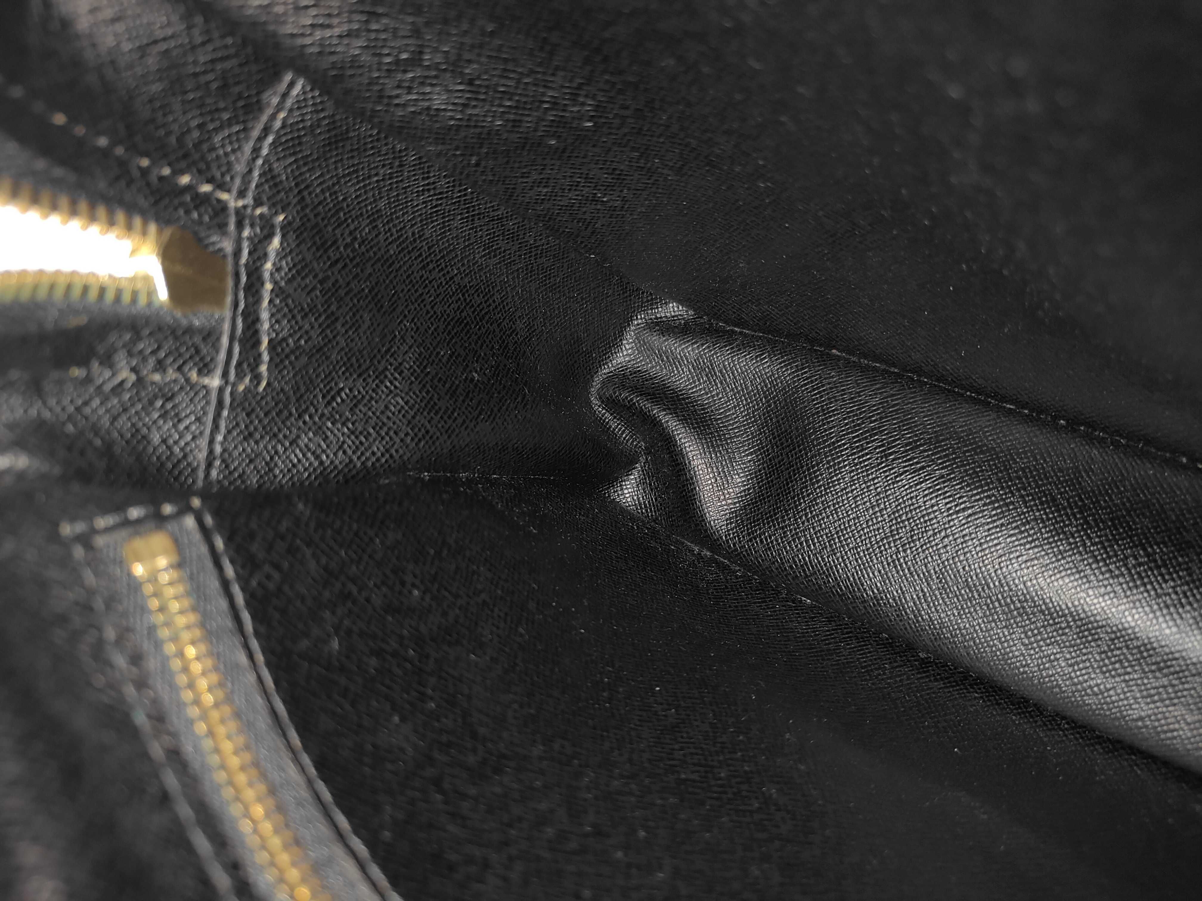Epi Louis Vuitton Trocadero Shoulder Bag — view 15