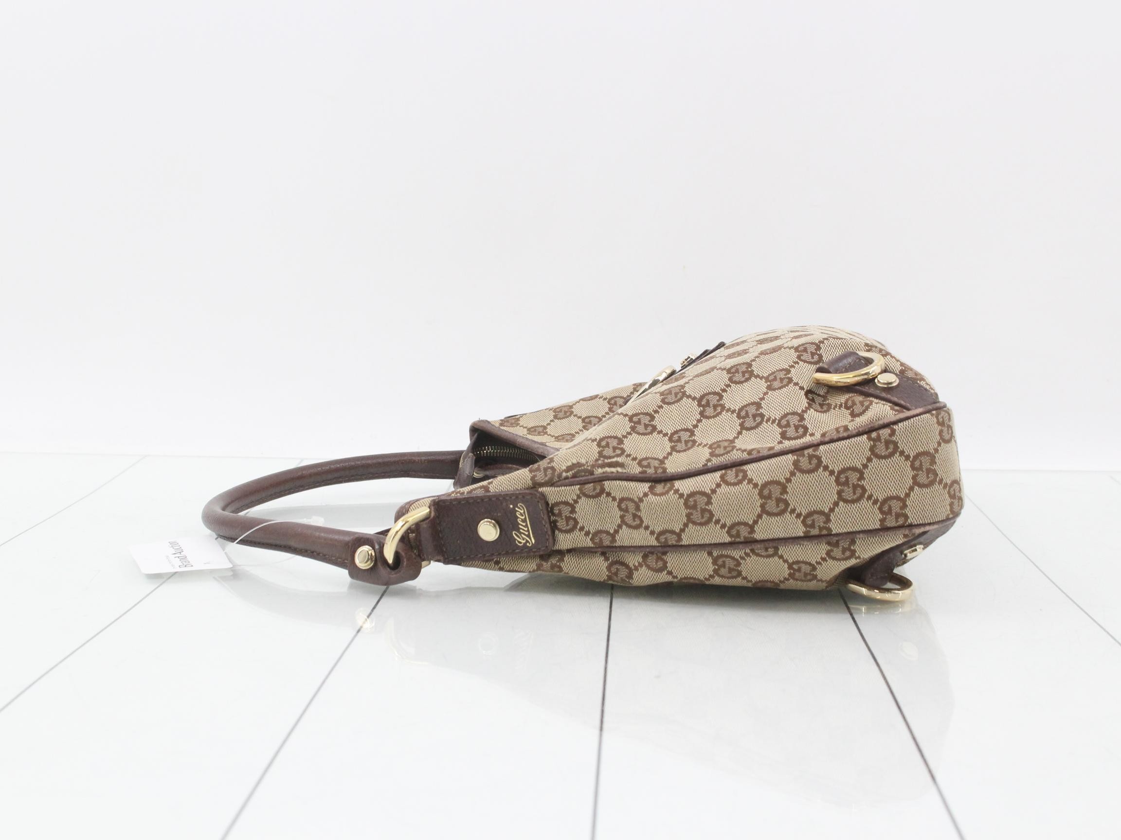 GG Canvas One-Shoulder Bag — view 4