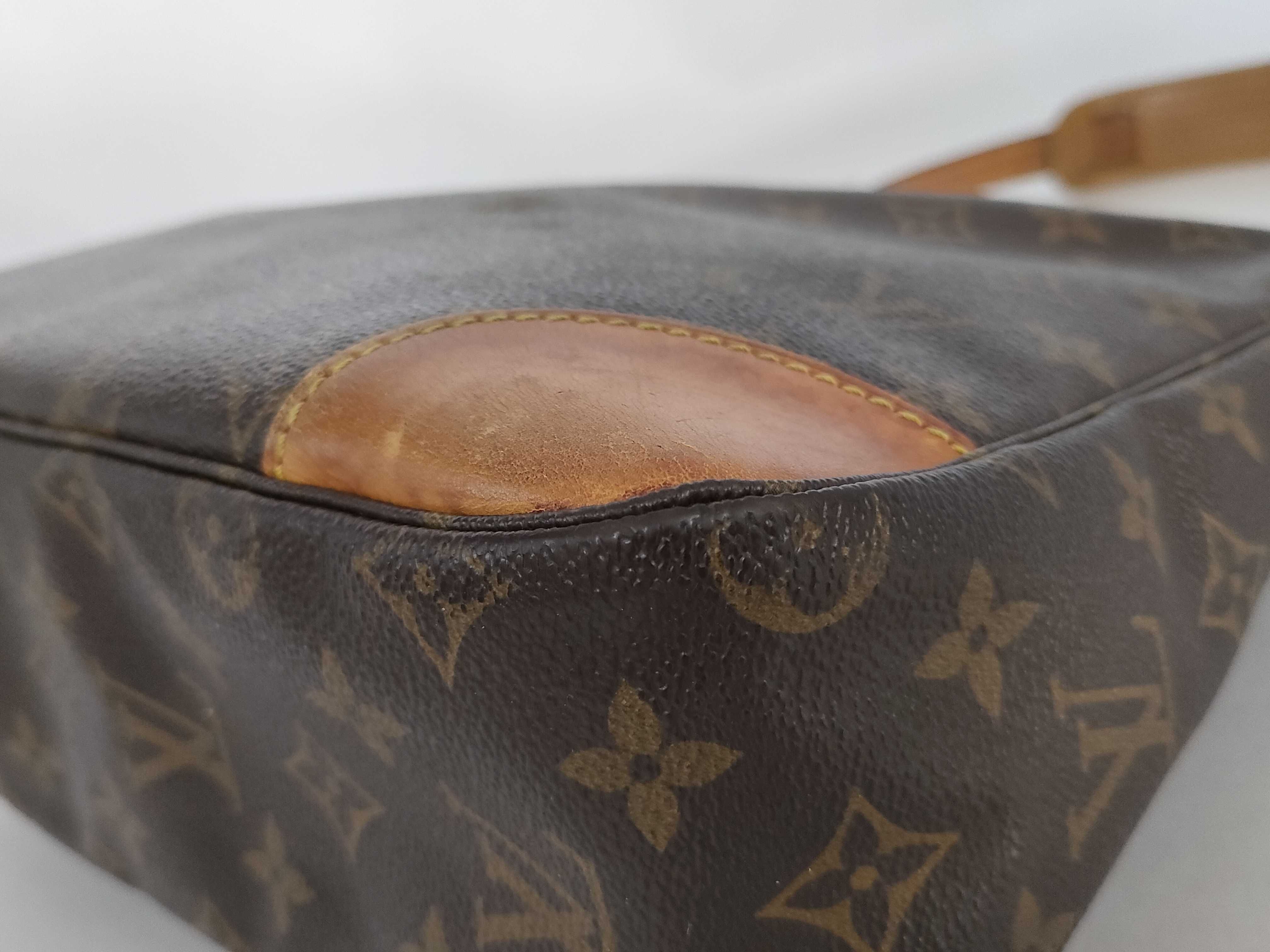 Monogram Boulogne 30 M51265 Brown Shoulder Bag — view 6