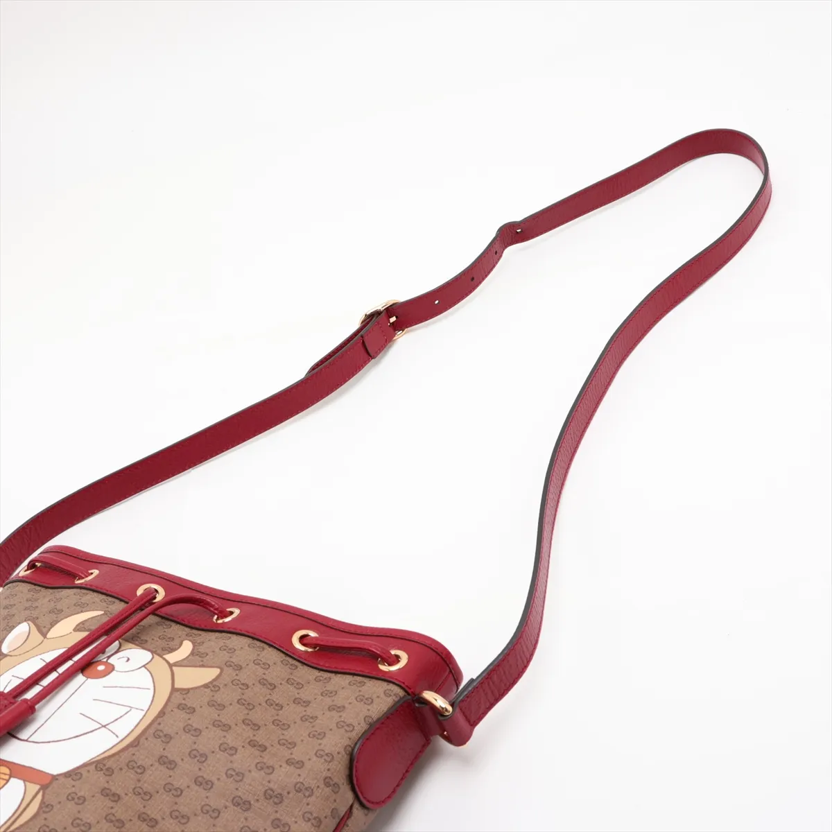 Doraemon x Gucci Mini GG Supreme 655597 PVC x Leather Shoulder Bag Brown x Red — view 5