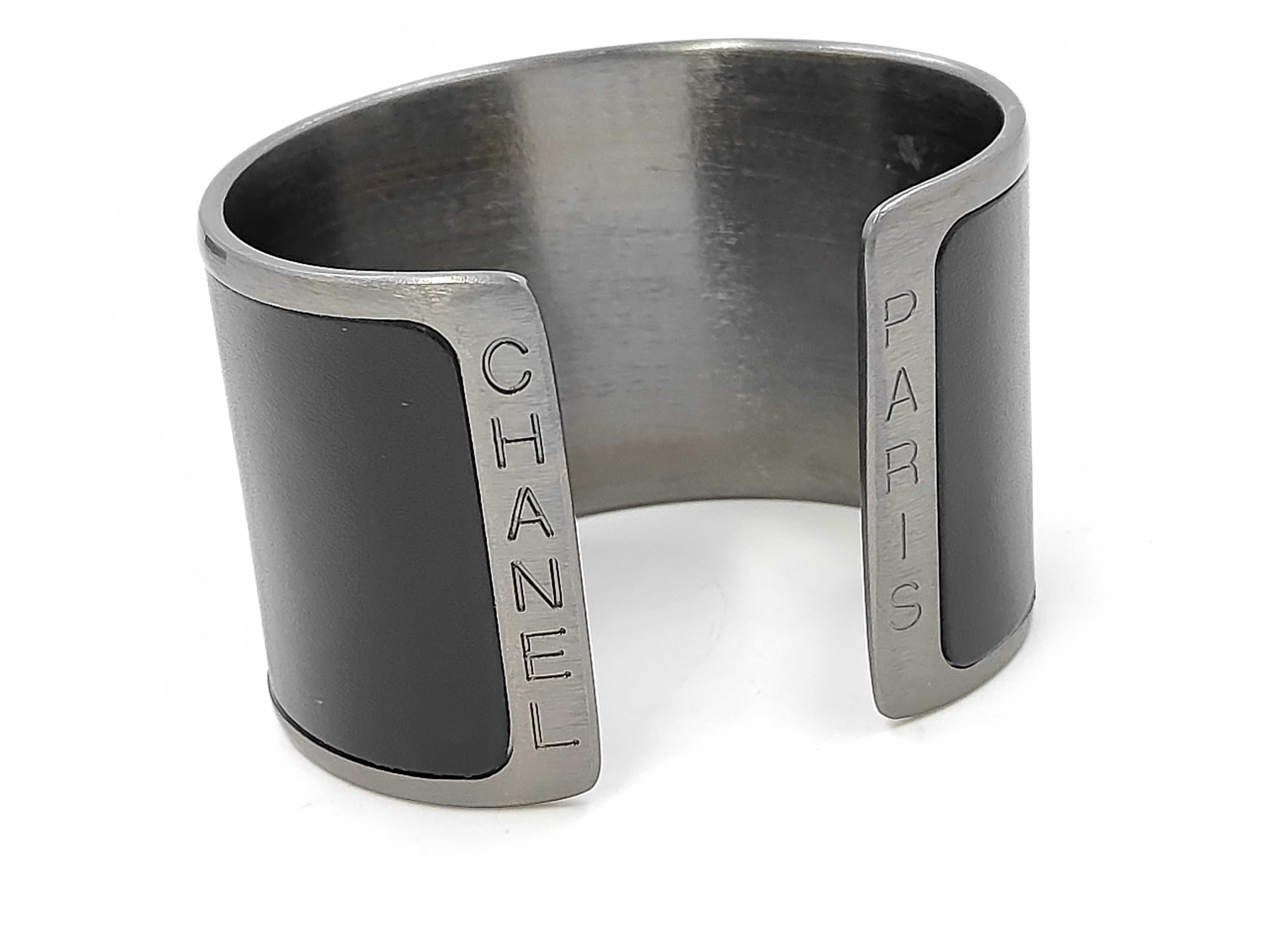 Bangle Logo Leather Black Bracelet/Bangle — view 3