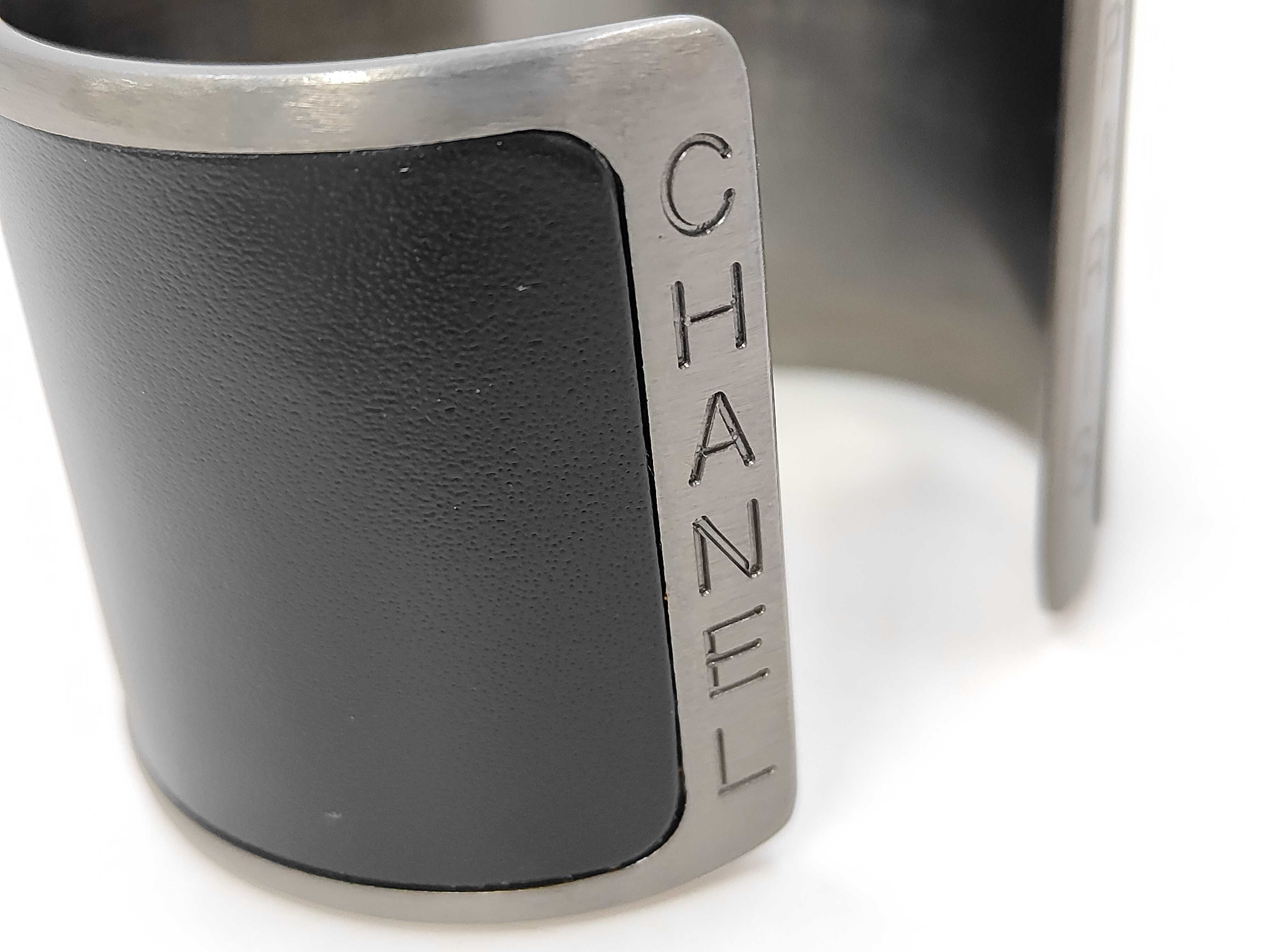 Bangle Logo Leather Black Bracelet/Bangle — view 4