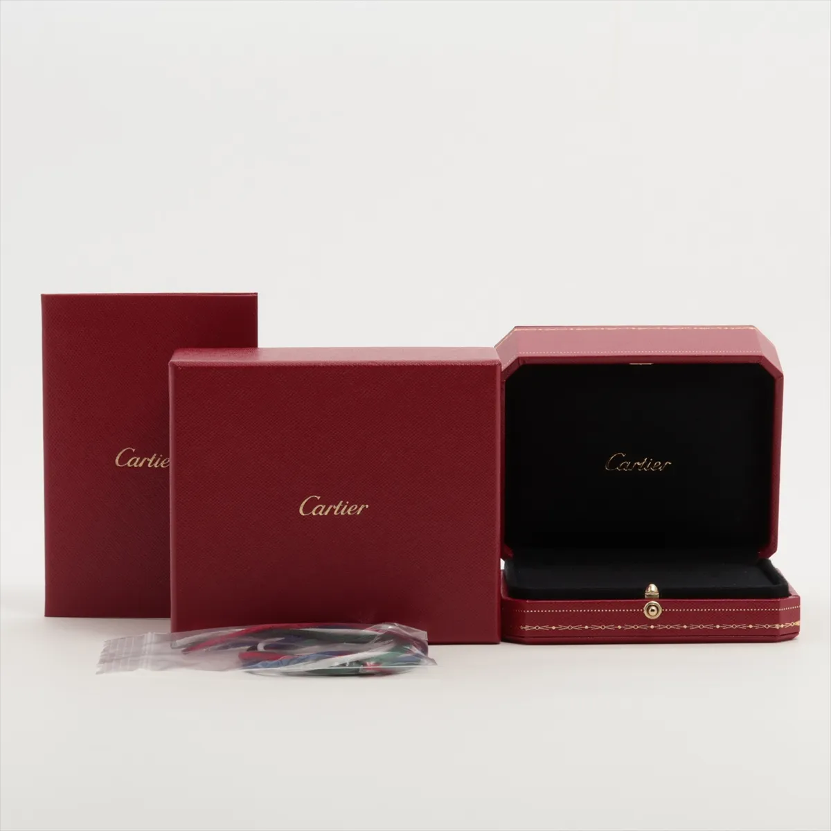 Cord Bracelet 750 (Yellow Gold x Pink Gold x White Gold), Total Weight 3.0g, UD1979, Includes 4 Replacement Cords — view 8