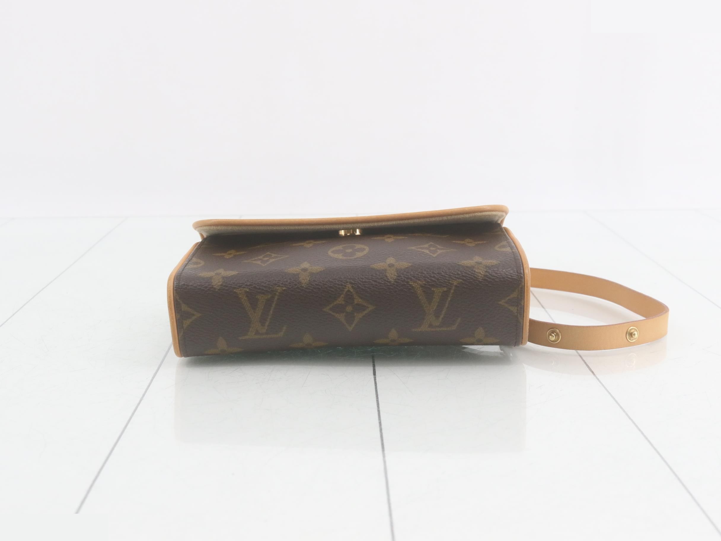 Florentine Pochette with Shoulder Strap — view 3